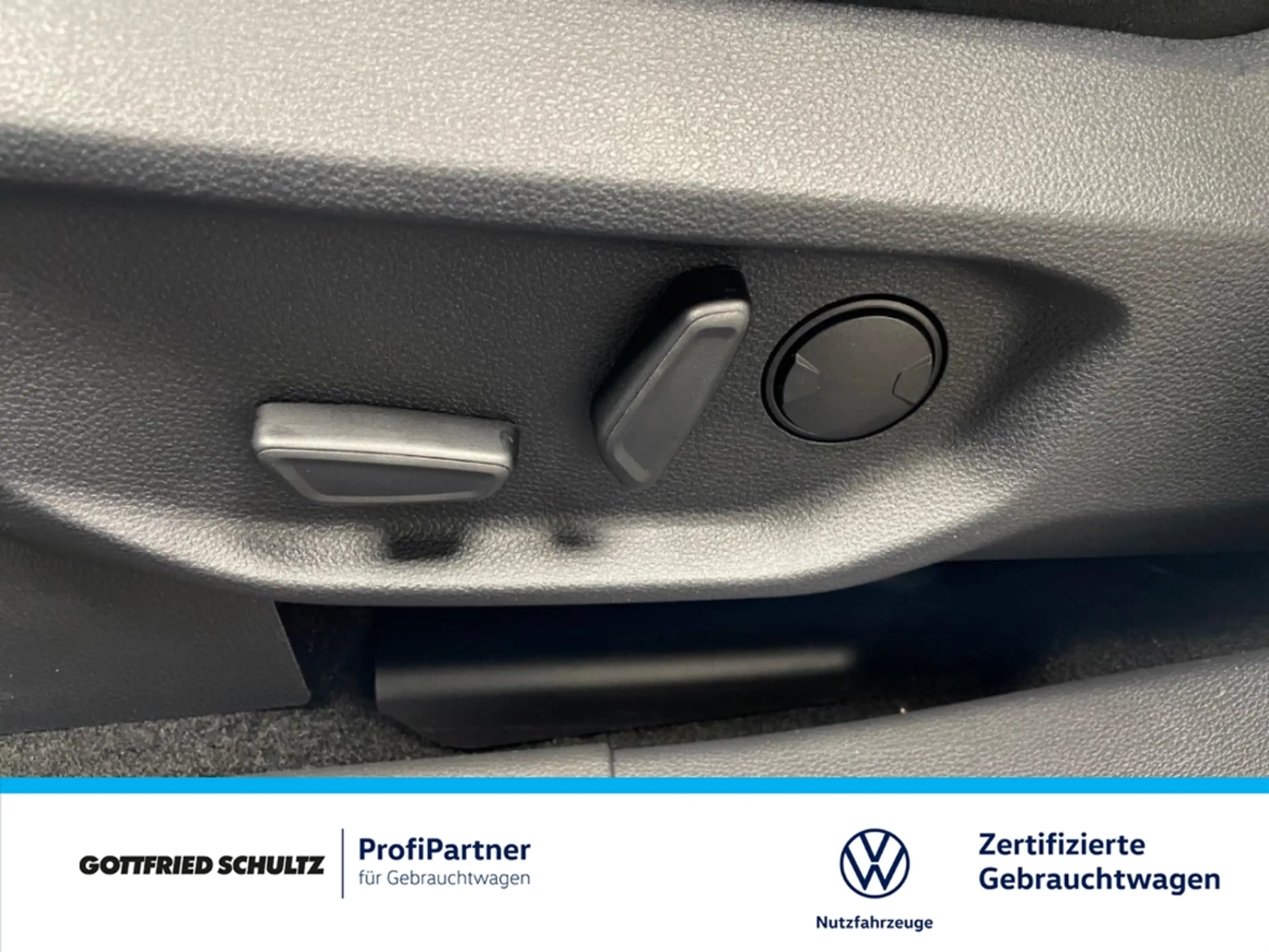 Volkswagen Amarok Aventura 3.0 TDI 4Motion DSG AHK Navi — photo 15