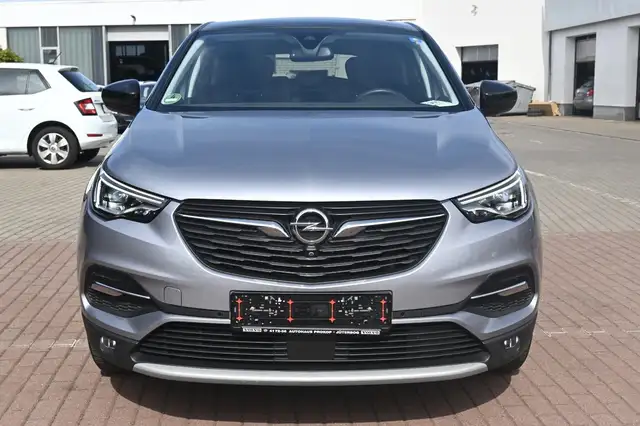 Opel Grandland view 8