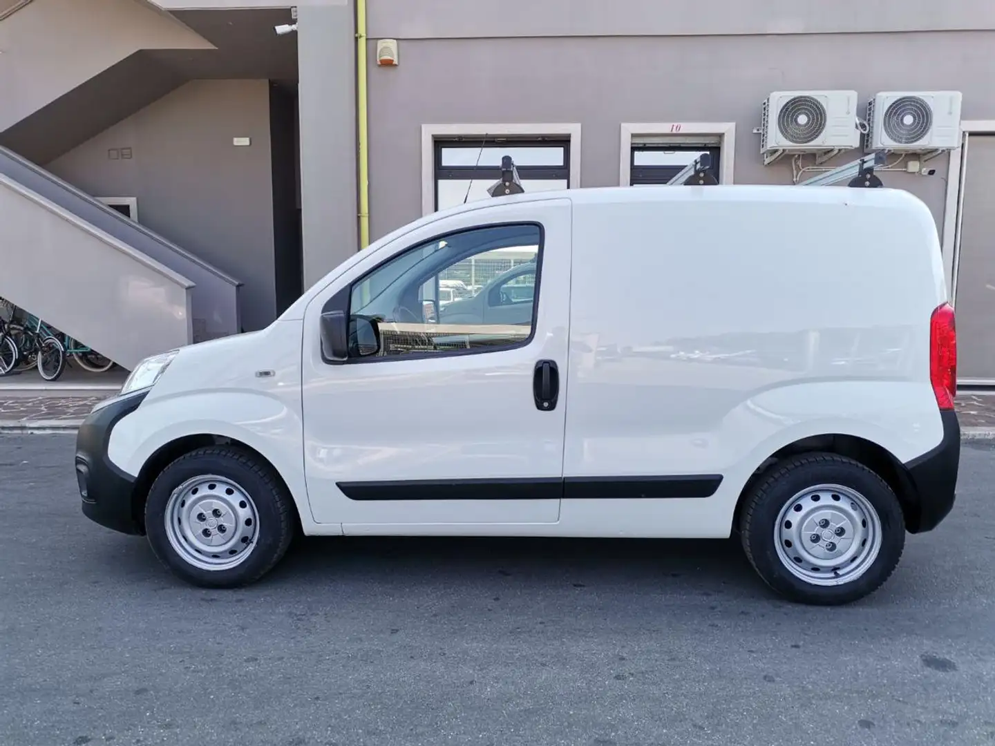 Fiat Fiorino 1.3 MJT 80CV Cargo SX Bianco - 2