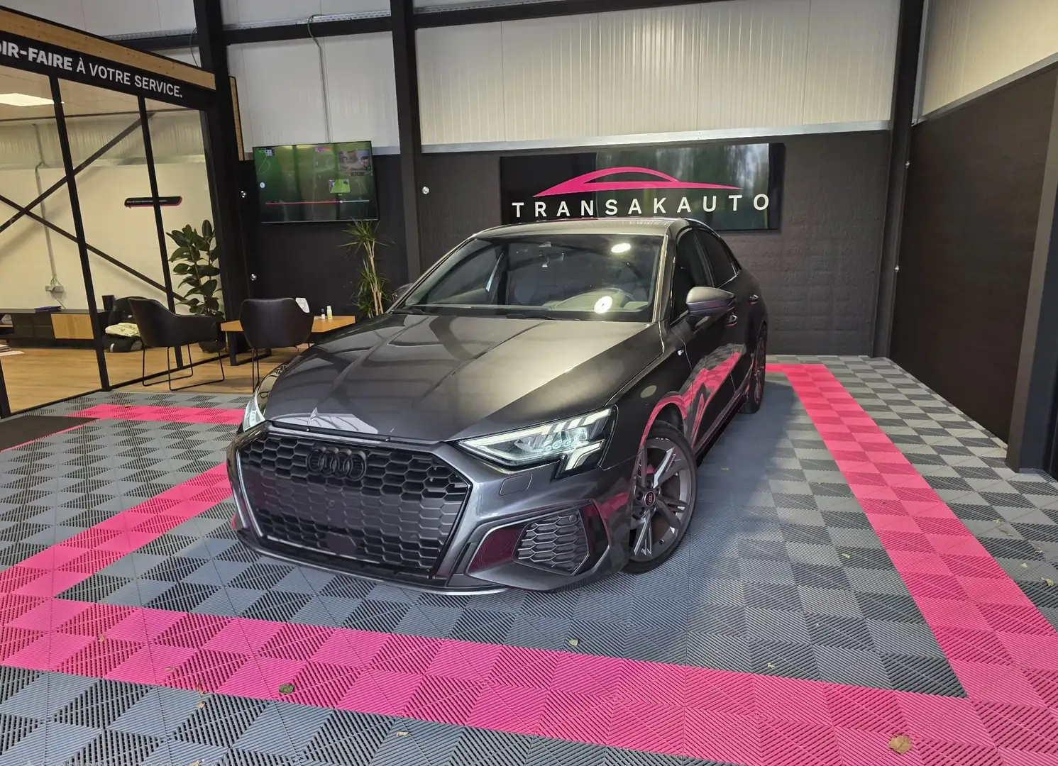 Audi A3 A3 Sportback 30 TFSI  S line S tronic -Automatique Gris - 1