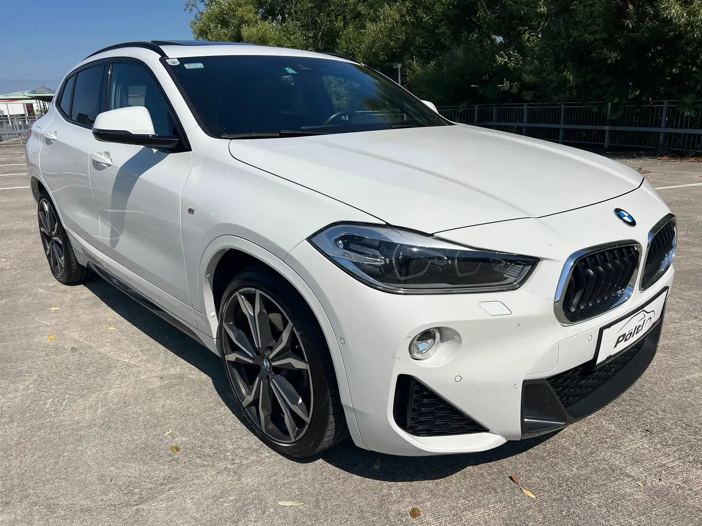 BMW X2 xDrive 20 d M Sport HEAD UP PANO KAMERA 20" TOP! Weiß - 1