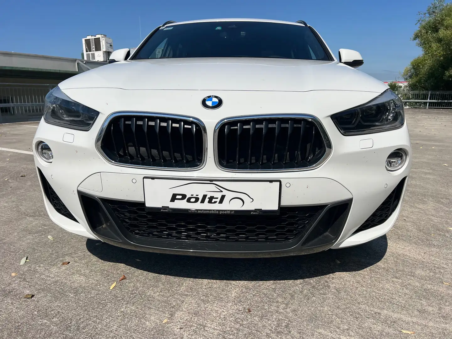 BMW X2 xDrive 20 d M Sport HEAD UP PANO KAMERA 20" TOP! Weiß - 2