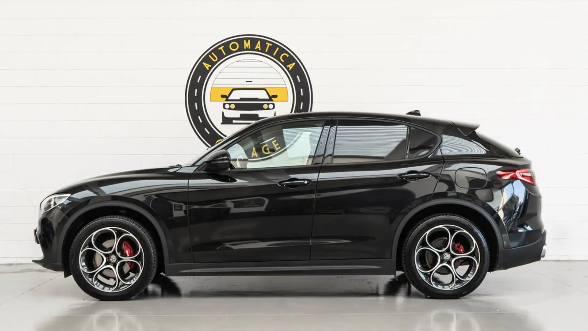 Alfa Romeo Stelvio 2.2 210 CV AT8 Q4 Executive Nero - 2