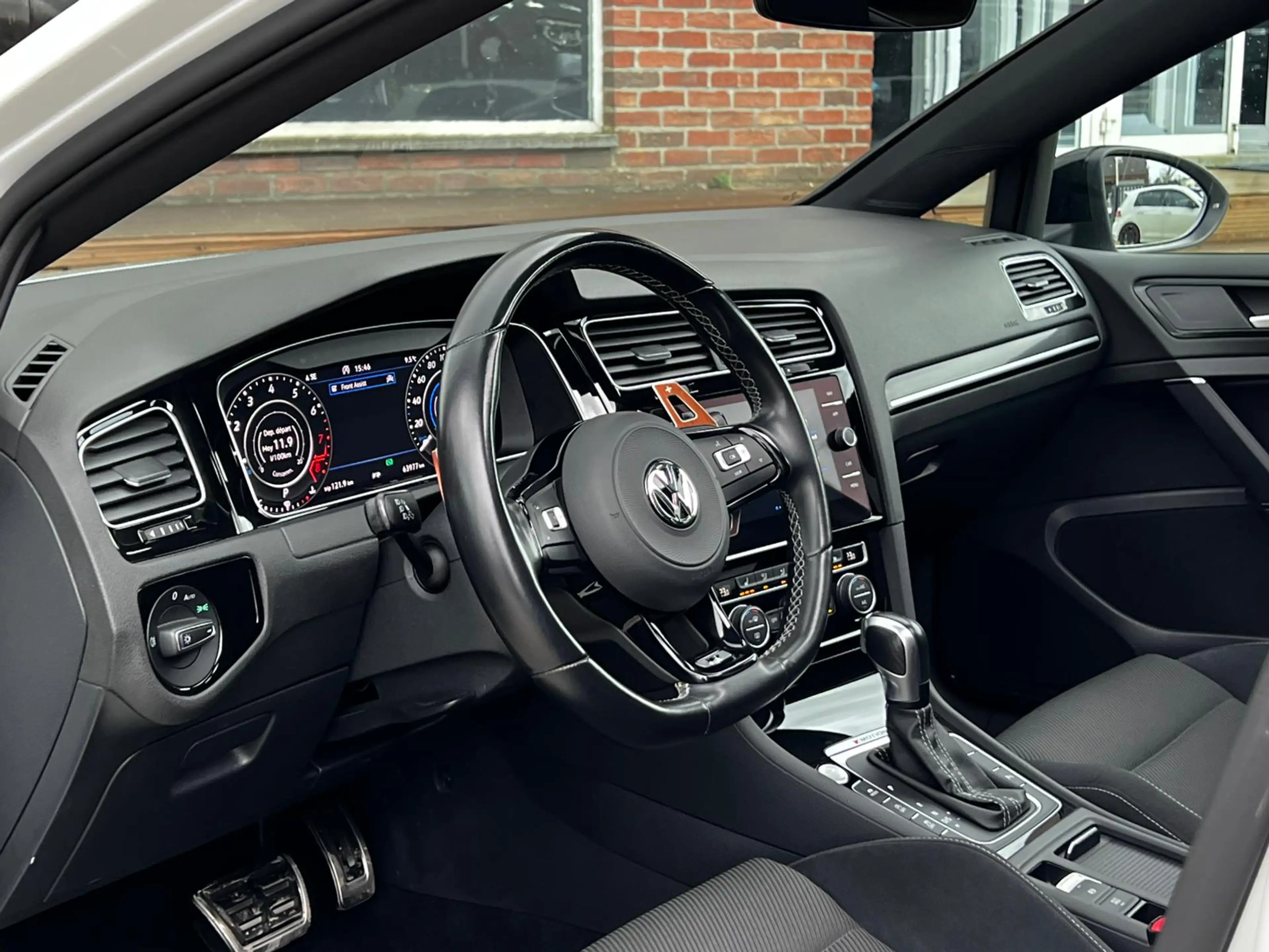 Volkswagen Golf R 2.0 TSI 4motion DSG COCKPIT TOIT-PANO CARNET ACC — photo 5