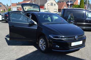 VI 1.0 TSI DSG OPF Highline LED/Navi/ACC/SH/PDC/Al