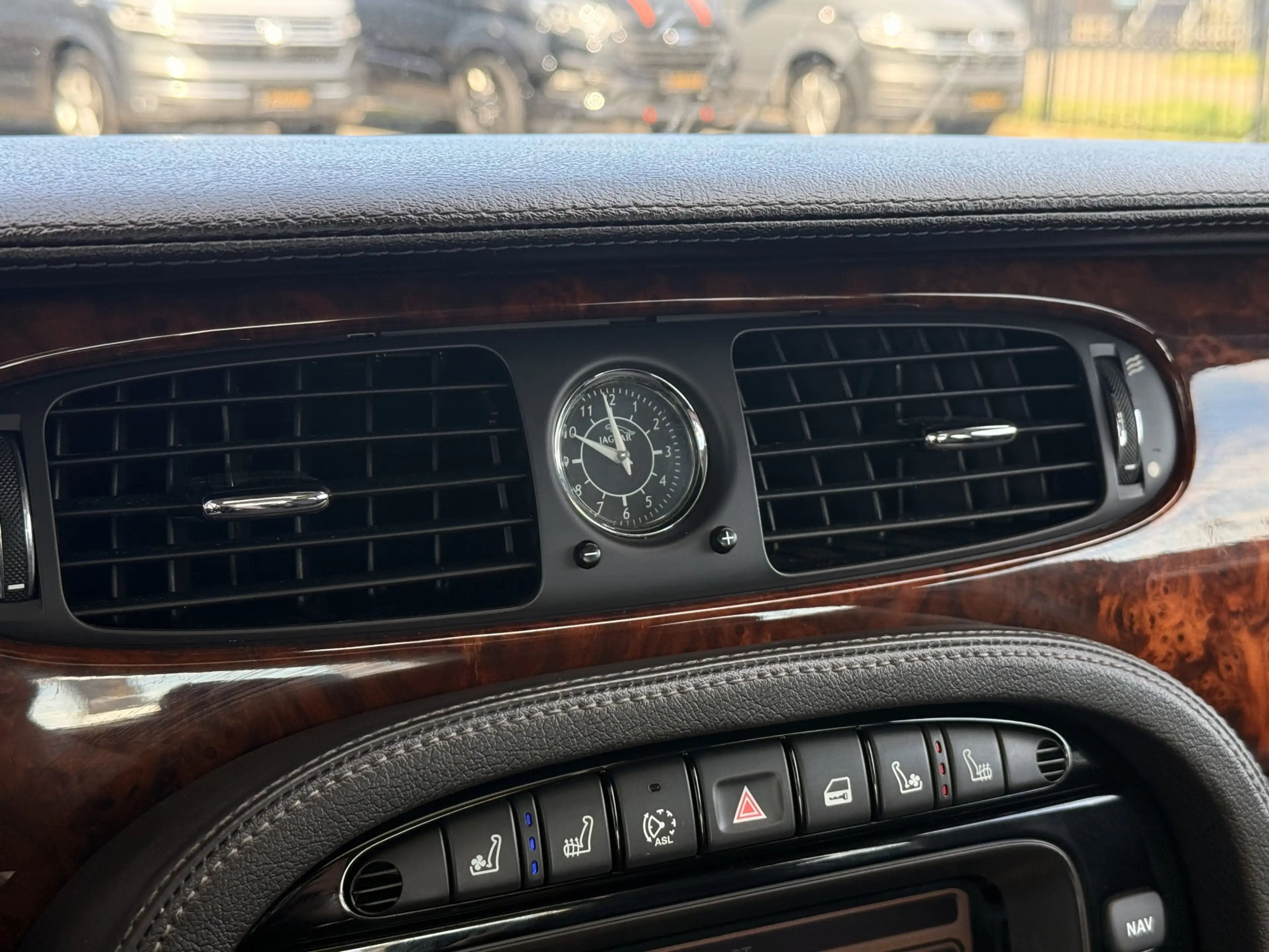 Jaguar XJ 4.2 V8 LWB | Leder | Alpine Speakers | Navigatie | — photo 27