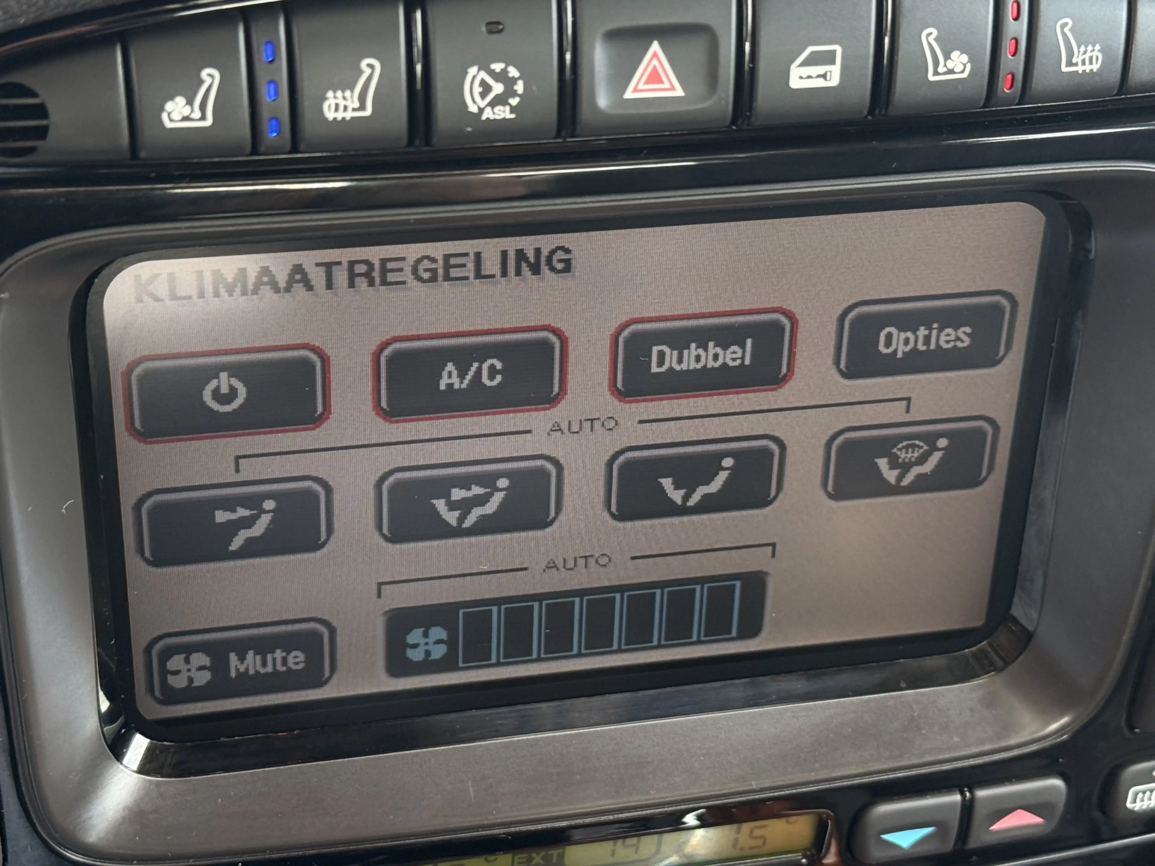 Jaguar XJ 4.2 V8 LWB | Leder | Alpine Speakers | Navigatie | — photo 30