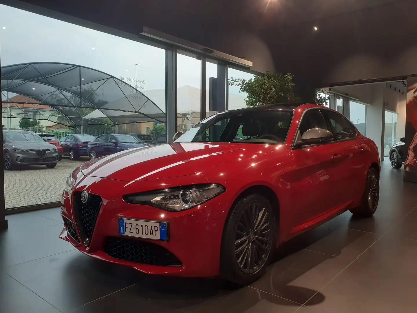 Alfa Romeo Giulia Giulia 2.2 Turbo 160 CV MT/6 Super Rouge - 2