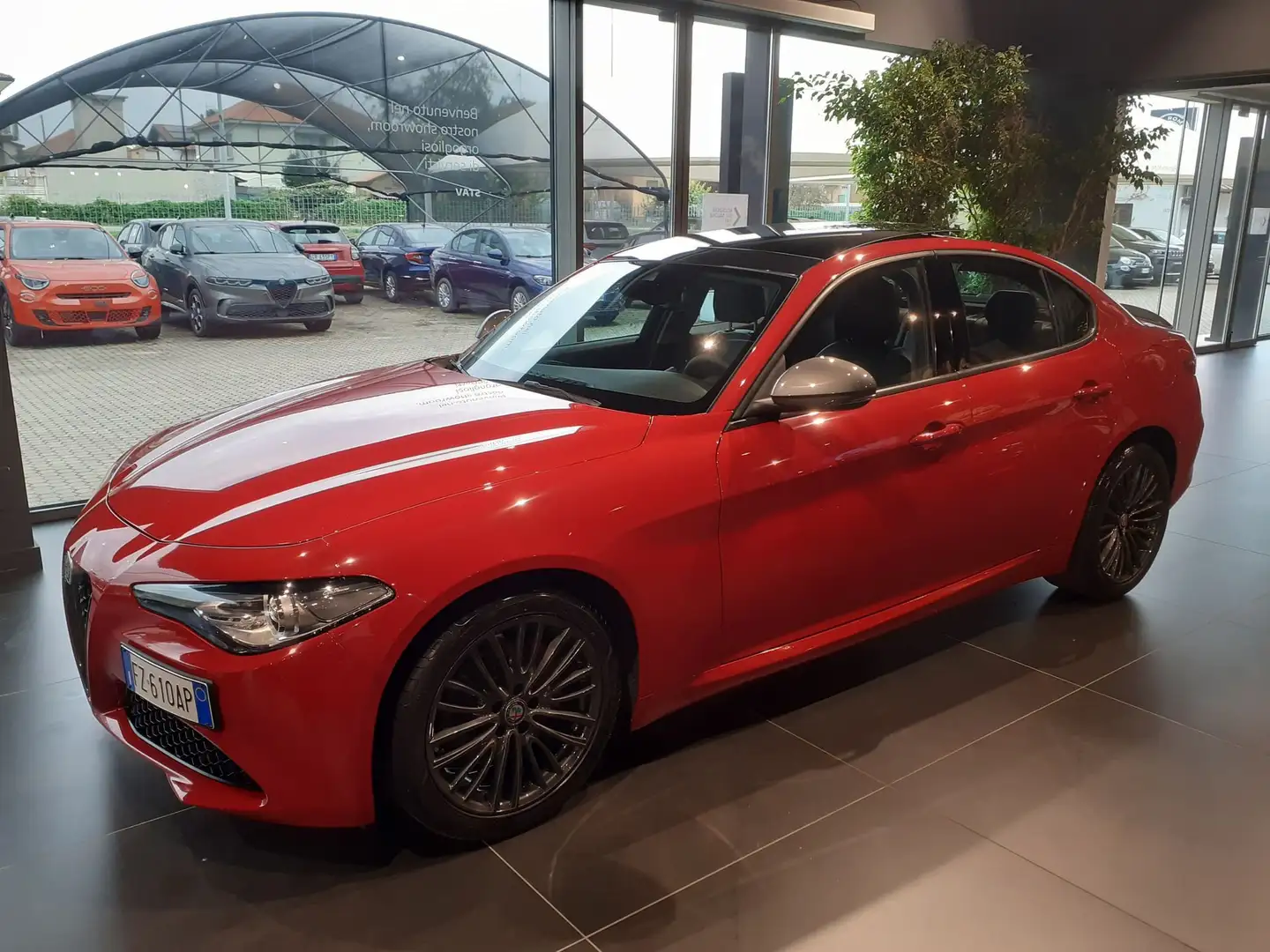 Alfa Romeo Giulia Giulia 2.2 Turbo 160 CV MT/6 Super Rouge - 1