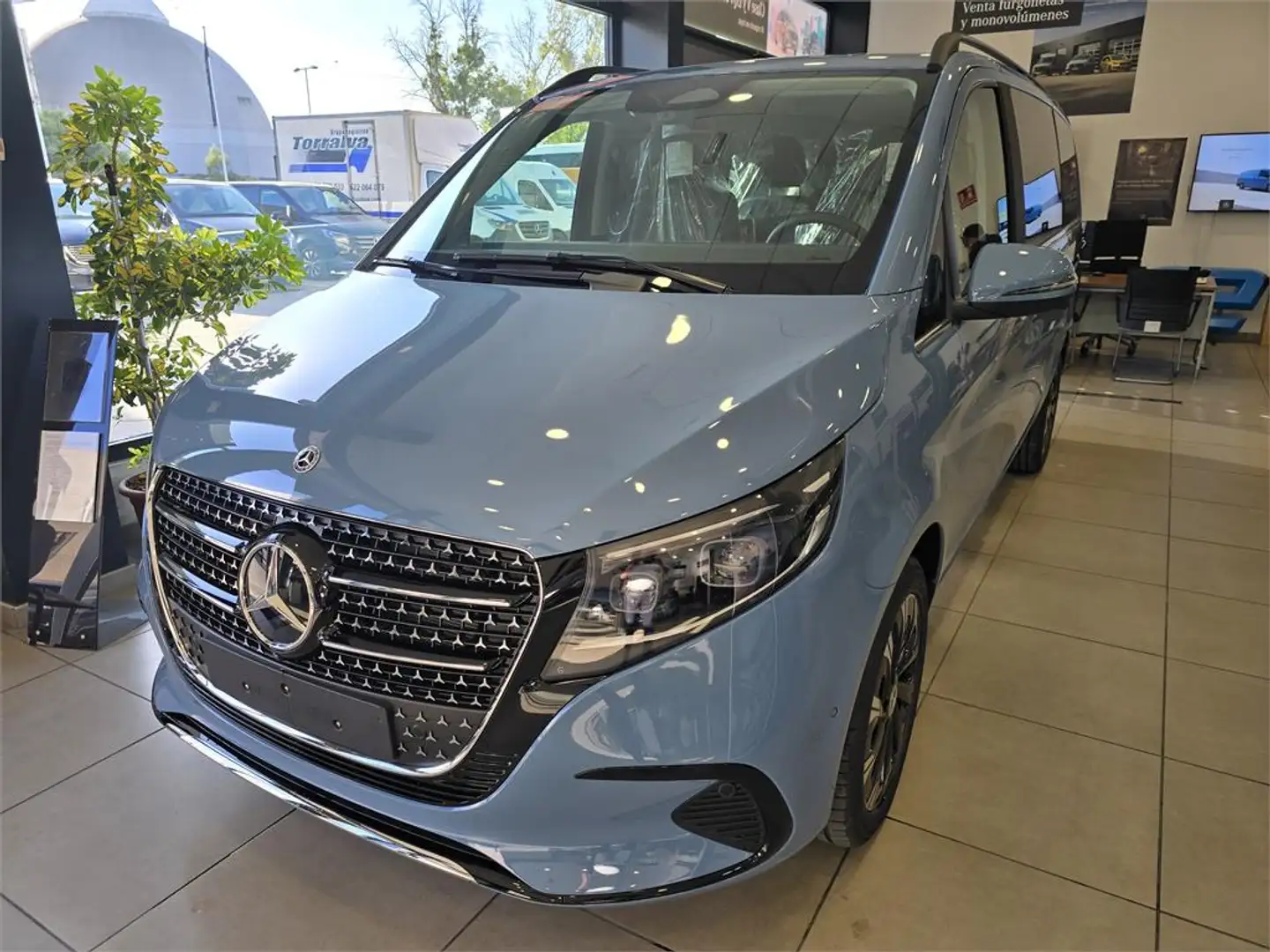Mercedes-Benz V 220 d Avantgarde Largo - 1