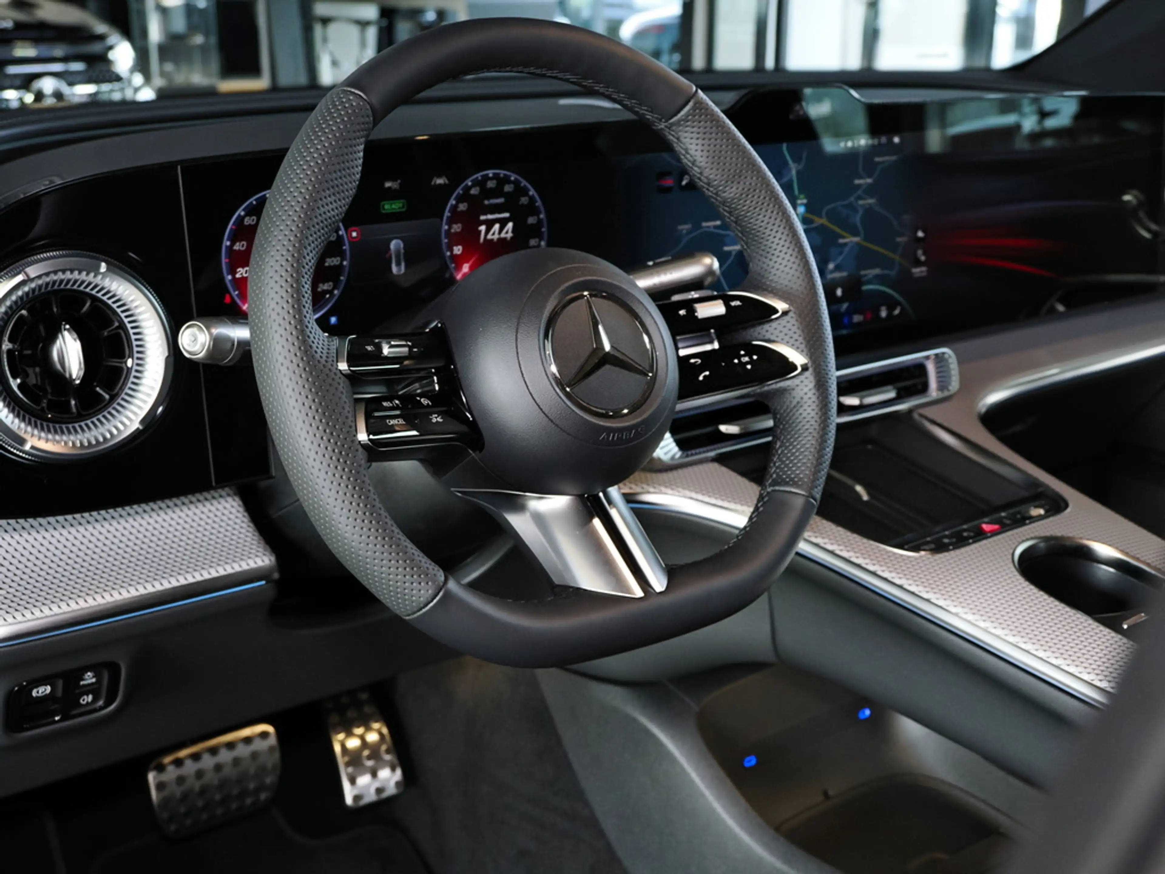 Mercedes-Benz GLC 400 4M EQ AMG NIGHT 4D-SOUND AHK SKY-CONTR. — photo 7