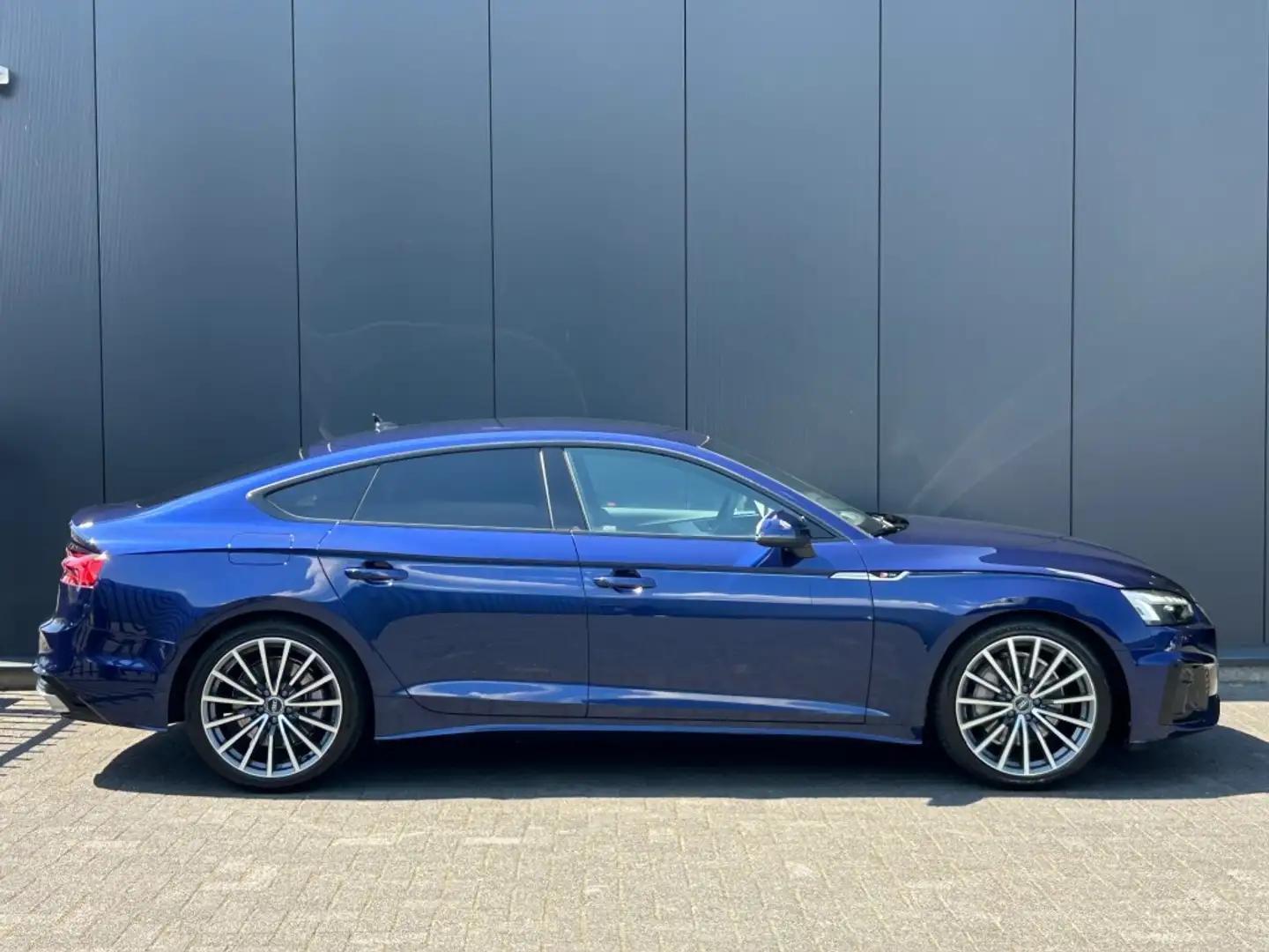 Audi A5 SB 45 TFSI quattro S-Line ACC V-cockpit Leder LED Blauw - 2