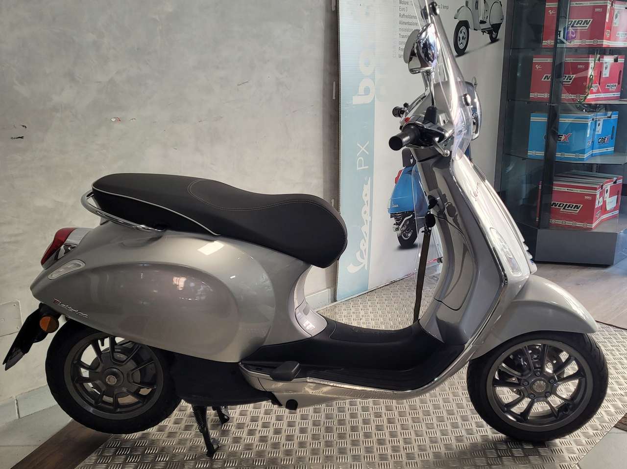 Vespa Elettrica 70 km/h