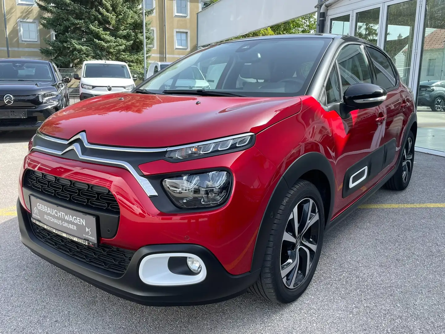 Citroen C3 C3 PureTech 83 PS Shine inkl Winterräder Alu Rot - 1