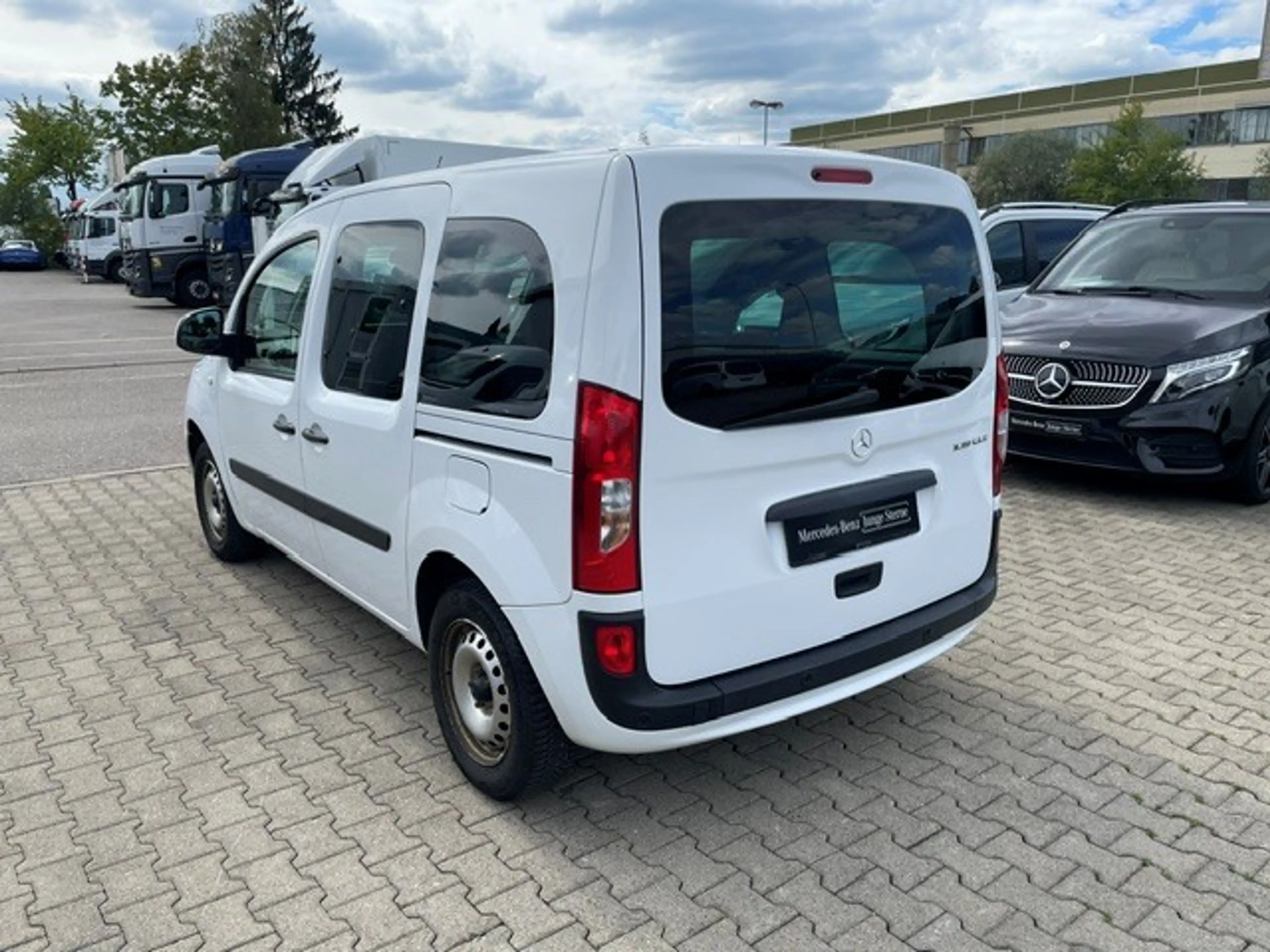 Mercedes-Benz Citan 109 CDI TOURER/KLIMA/KAMERA/BLUETOOTH/5-SITZER/ISO — photo 4