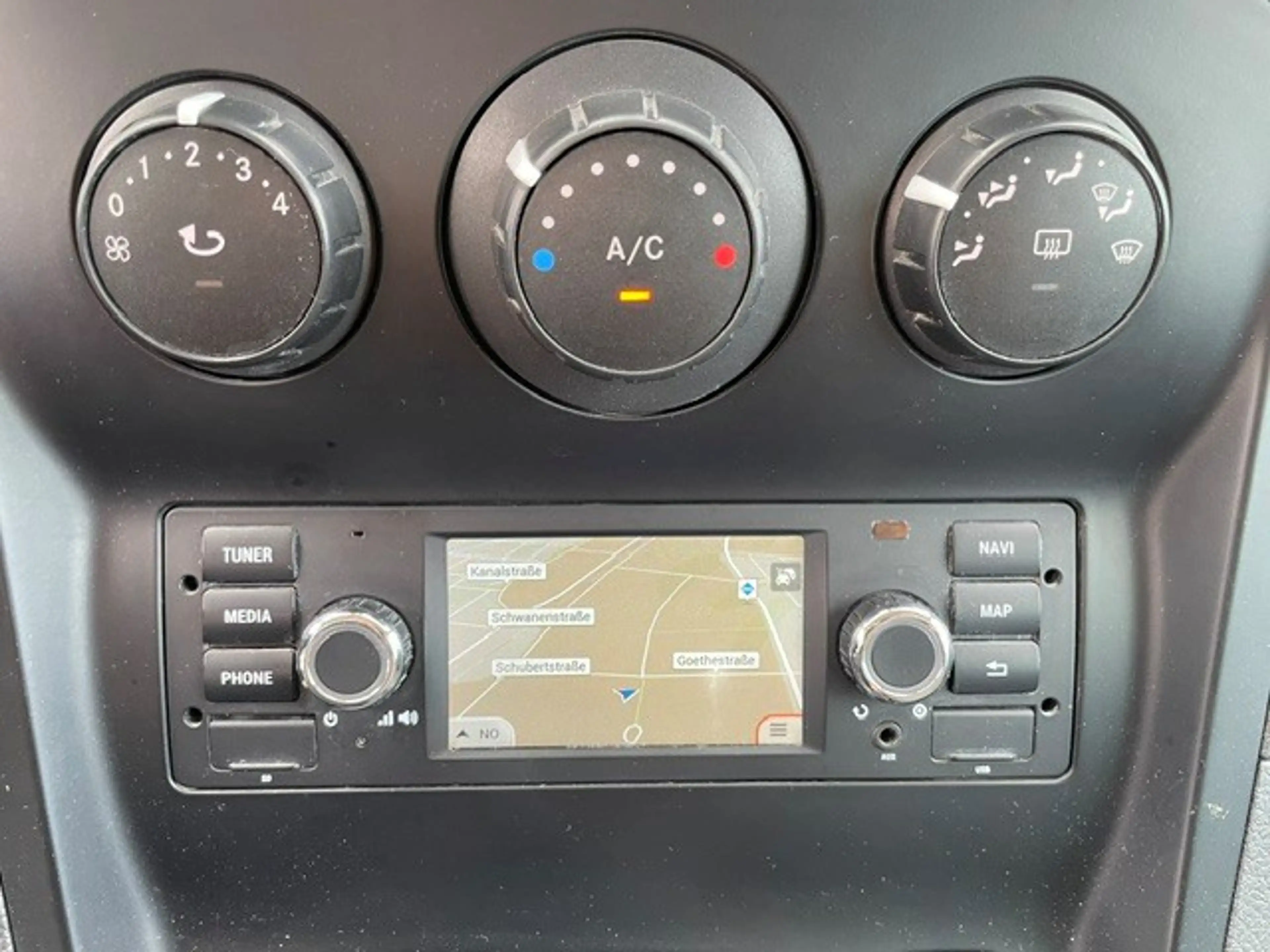 Mercedes-Benz Citan 109 CDI TOURER/KLIMA/KAMERA/BLUETOOTH/5-SITZER/ISO — photo 14