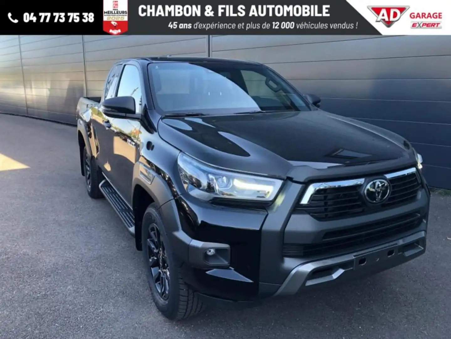 Toyota Hilux X-TRA CABINE CAB 4WD 2.8L 204 D-4D BVA INVINCIBLE  Noir - 1