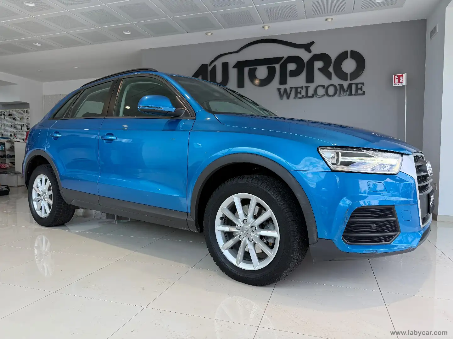 Audi Q3 2.0 TDI 150CV TETTO APRIBILE Blau - 2