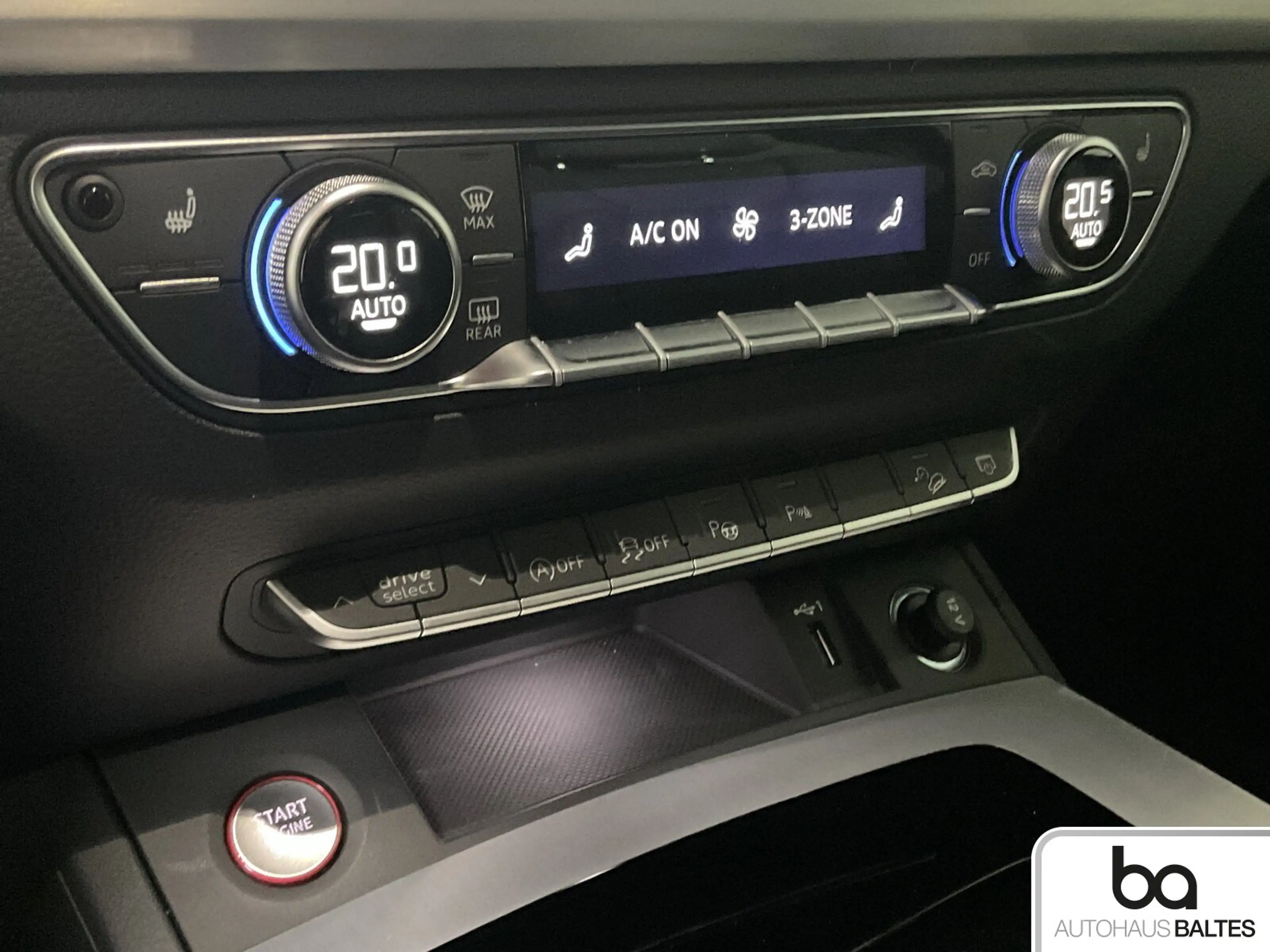 Audi SQ5 SQ5 Sportback 21"/Matrix/NaviPlus/Virtual/AHK — photo 11