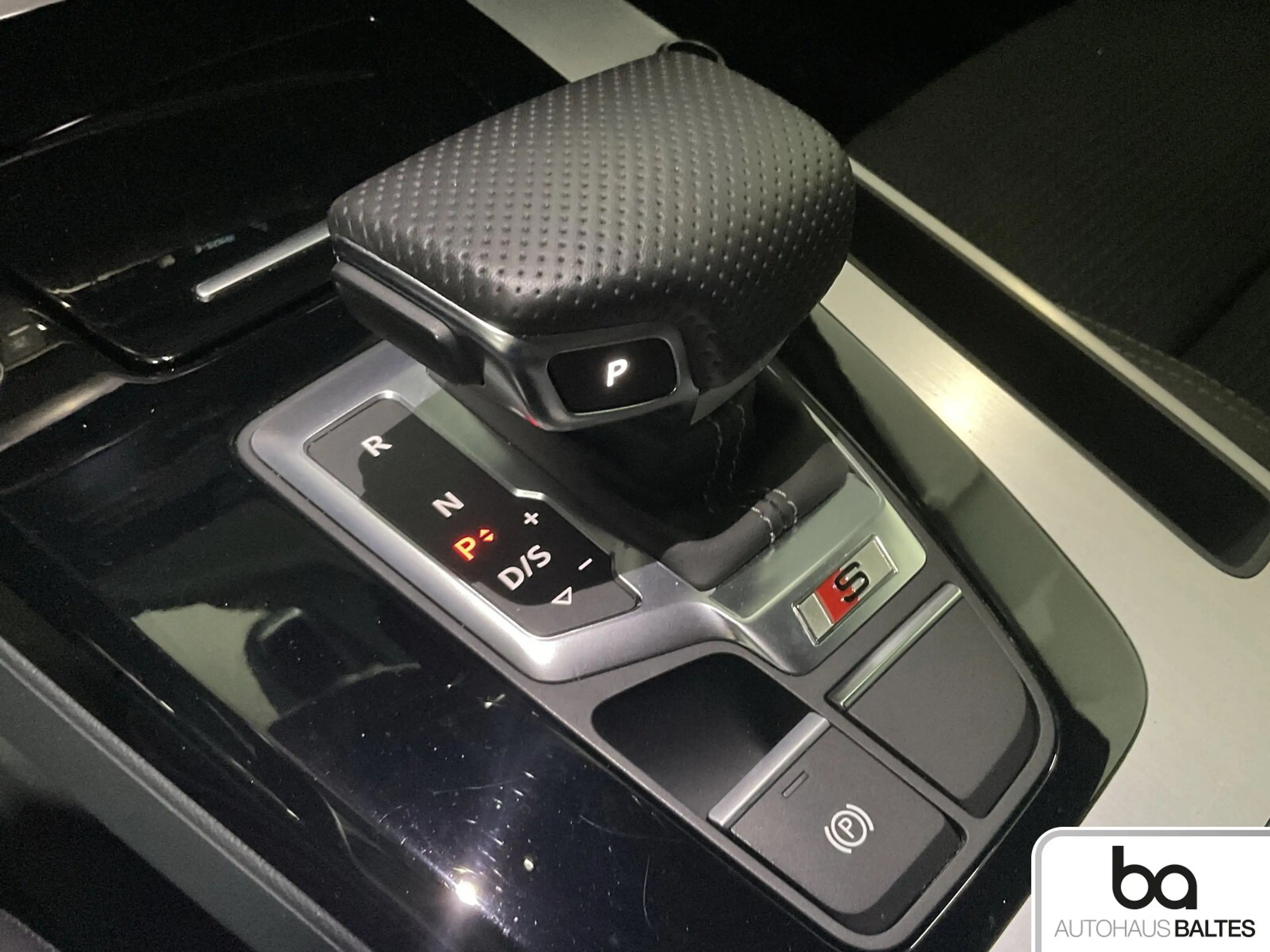 Audi SQ5 SQ5 Sportback 21"/Matrix/NaviPlus/Virtual/AHK — photo 12