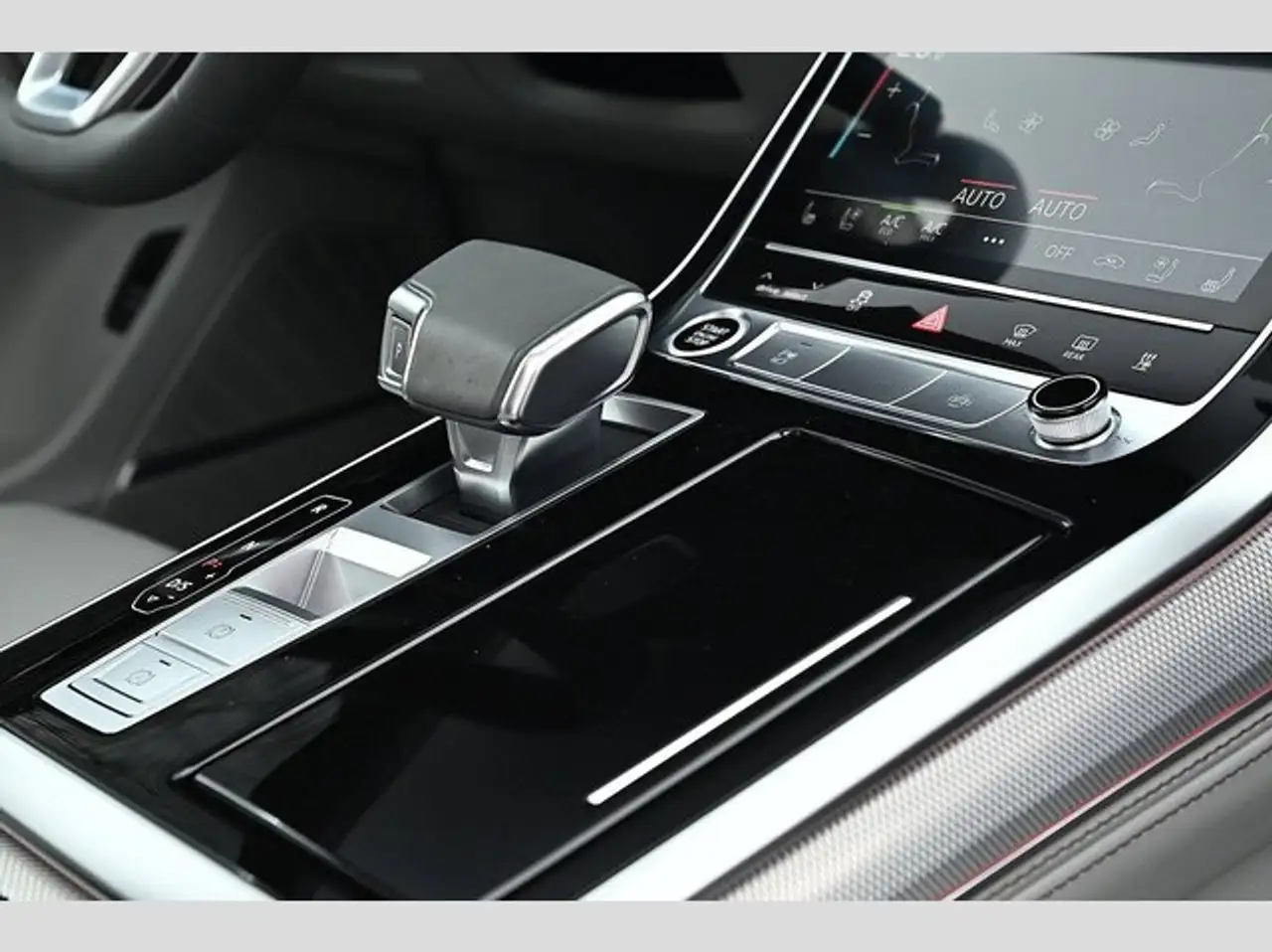 Audi Q7 50 TDI Luft Std-Hzg HUD BO S line Navi Leder L 12