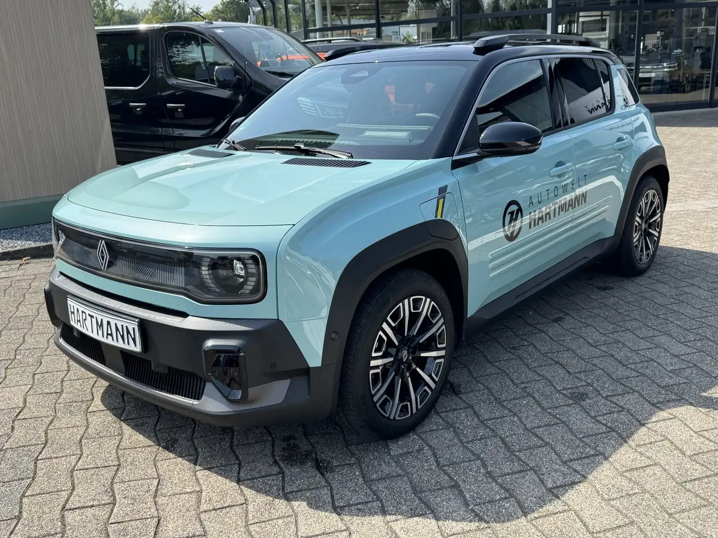 Renault R 4 E-Tech Iconic 150 Comfort Range Vert - 1