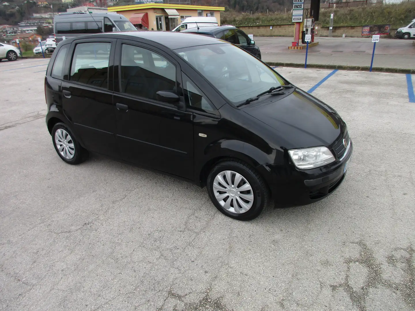 Fiat Idea 1.3 mjt 16v Dynamic s GARANTITA FULL OPTIONAL Schwarz - 2