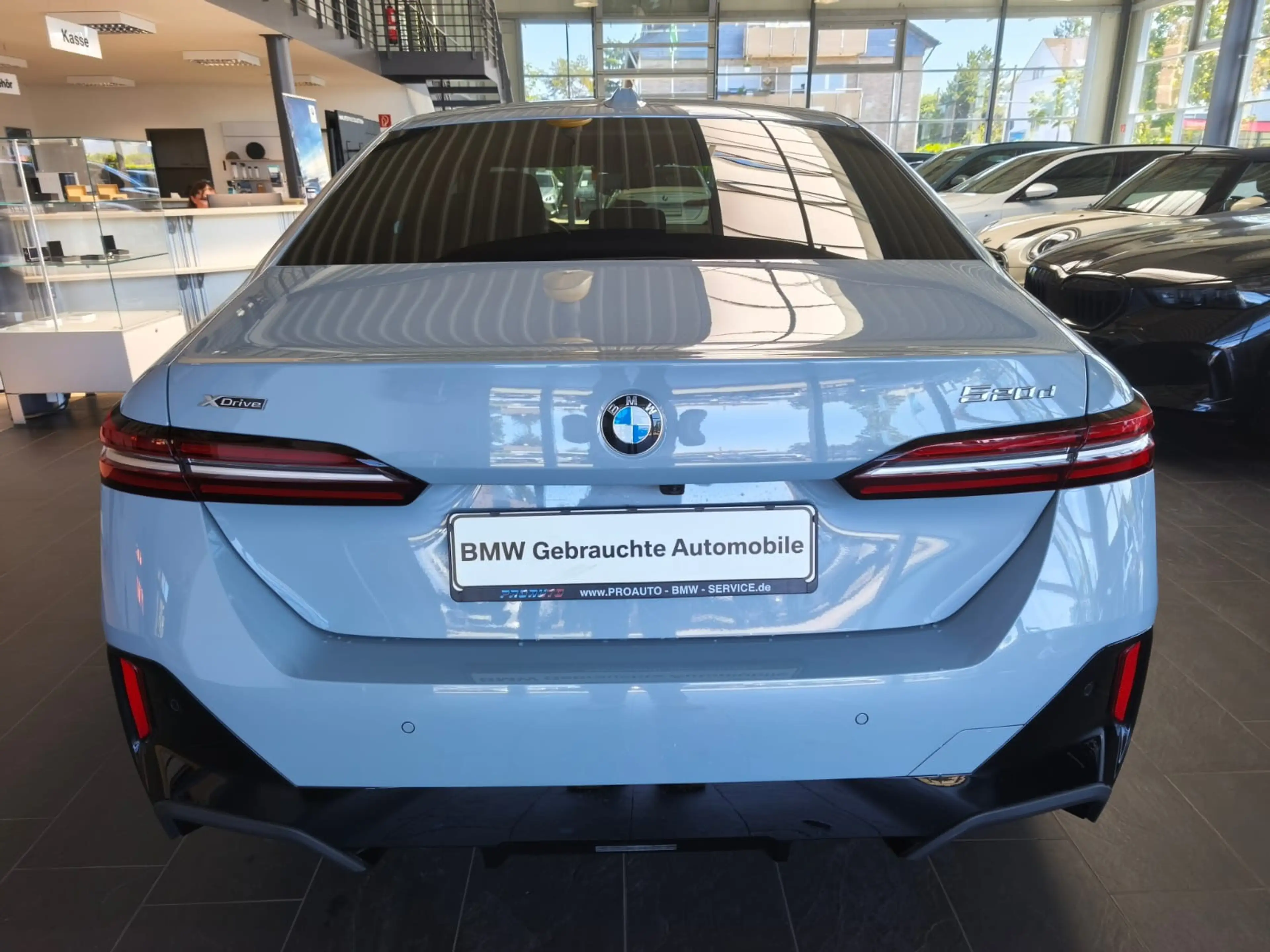 BMW 520 d xDrive M Sport AHK/HUD/HK/360°/20" — photo 5