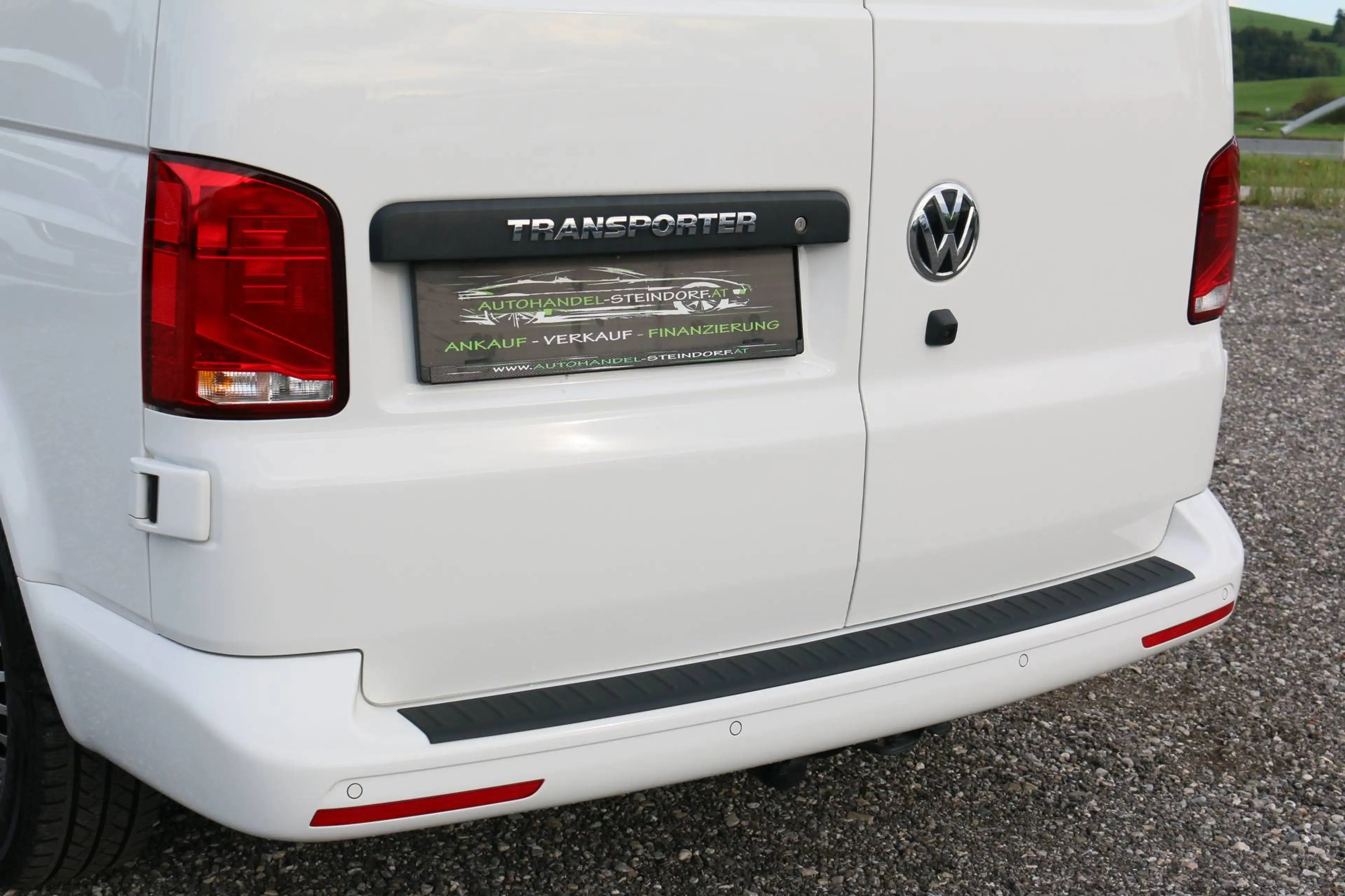 Volkswagen T6.1 Transporter Plus*Lang*DSG*AHK*Kamera*Flügeltüre*Navi*DSG Service Neu — photo 6