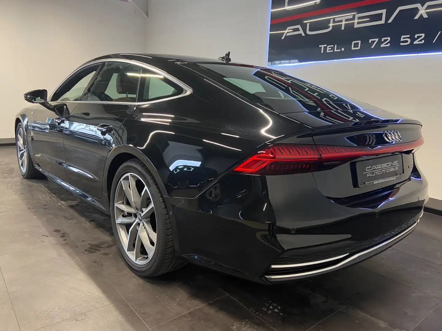 Audi A7 Sportback 55 TFSI quattro S-Line Pano Schwarz - 2