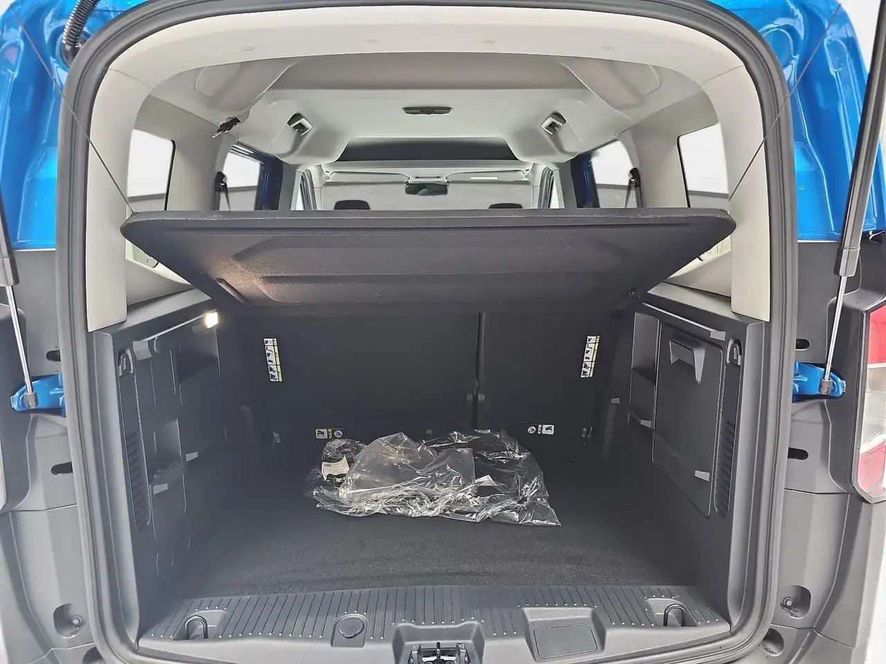 Ford Tourneo Courier TOURNEO COURIER 1.0 EB AUT. ACTIVE NAVI+ACC+WINTER 15