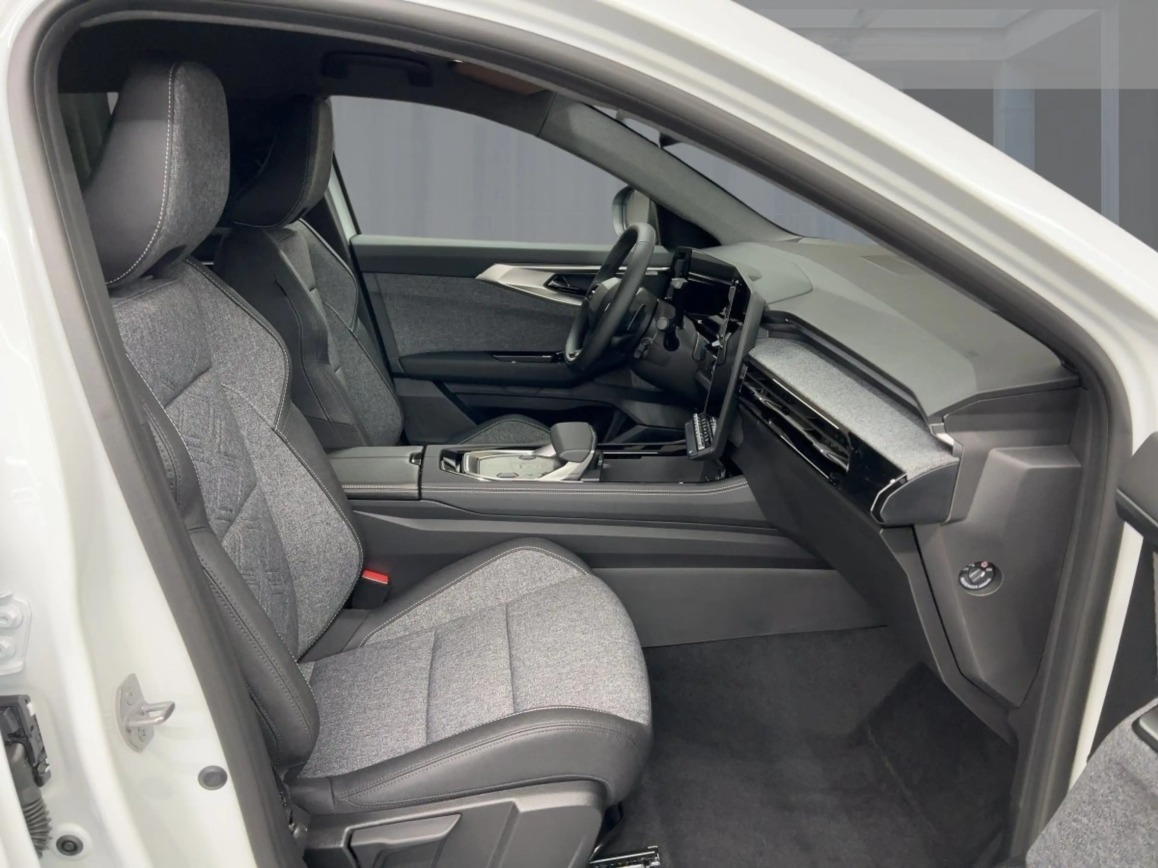 Renault Espace 6 Techno Full Hybrid E-Tech 200 7- Sitzer — photo 8