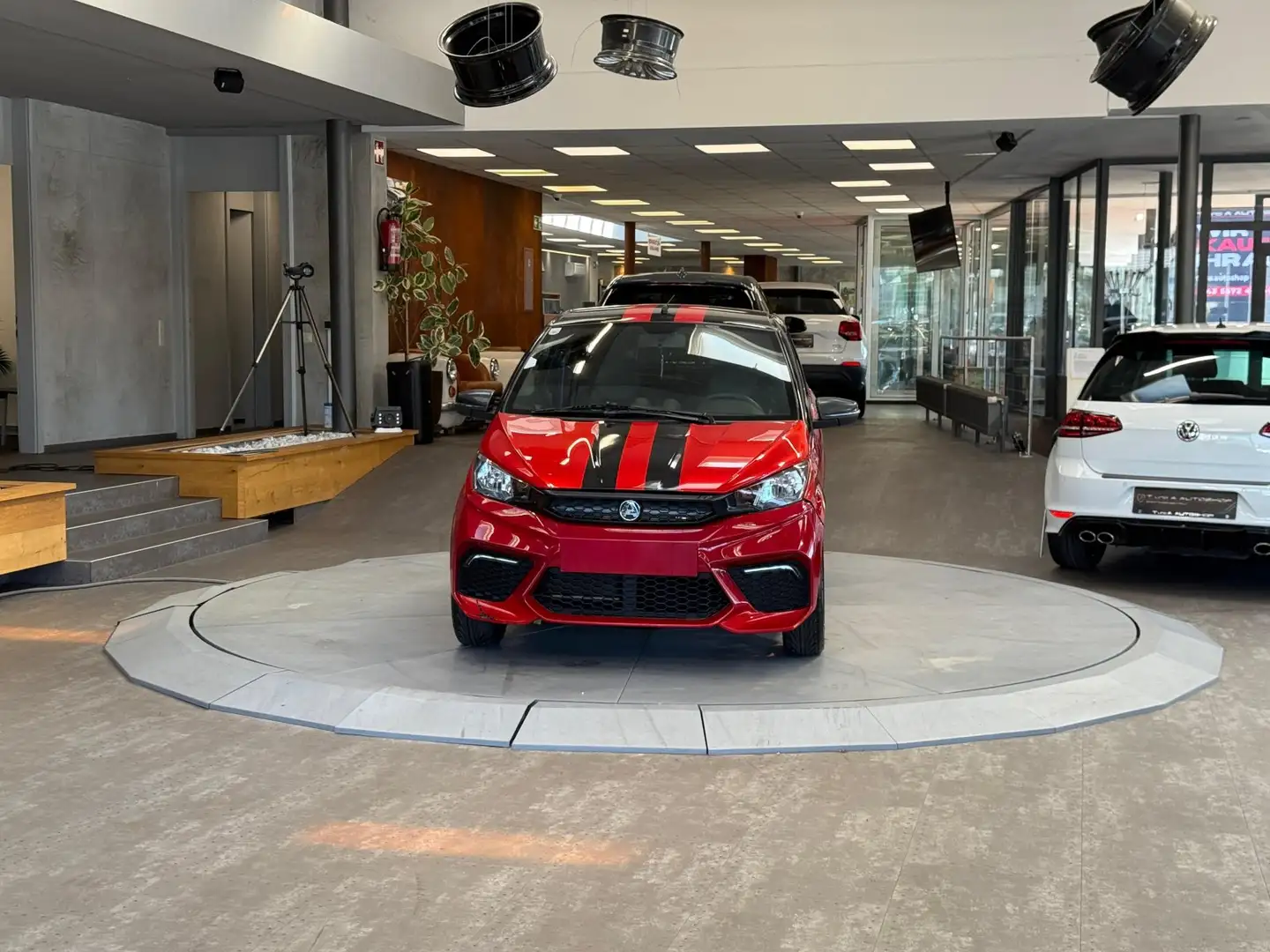 Aixam GTI GTI Coupe Aut. *Kamera*Carplay*Heizung* Rot - 2