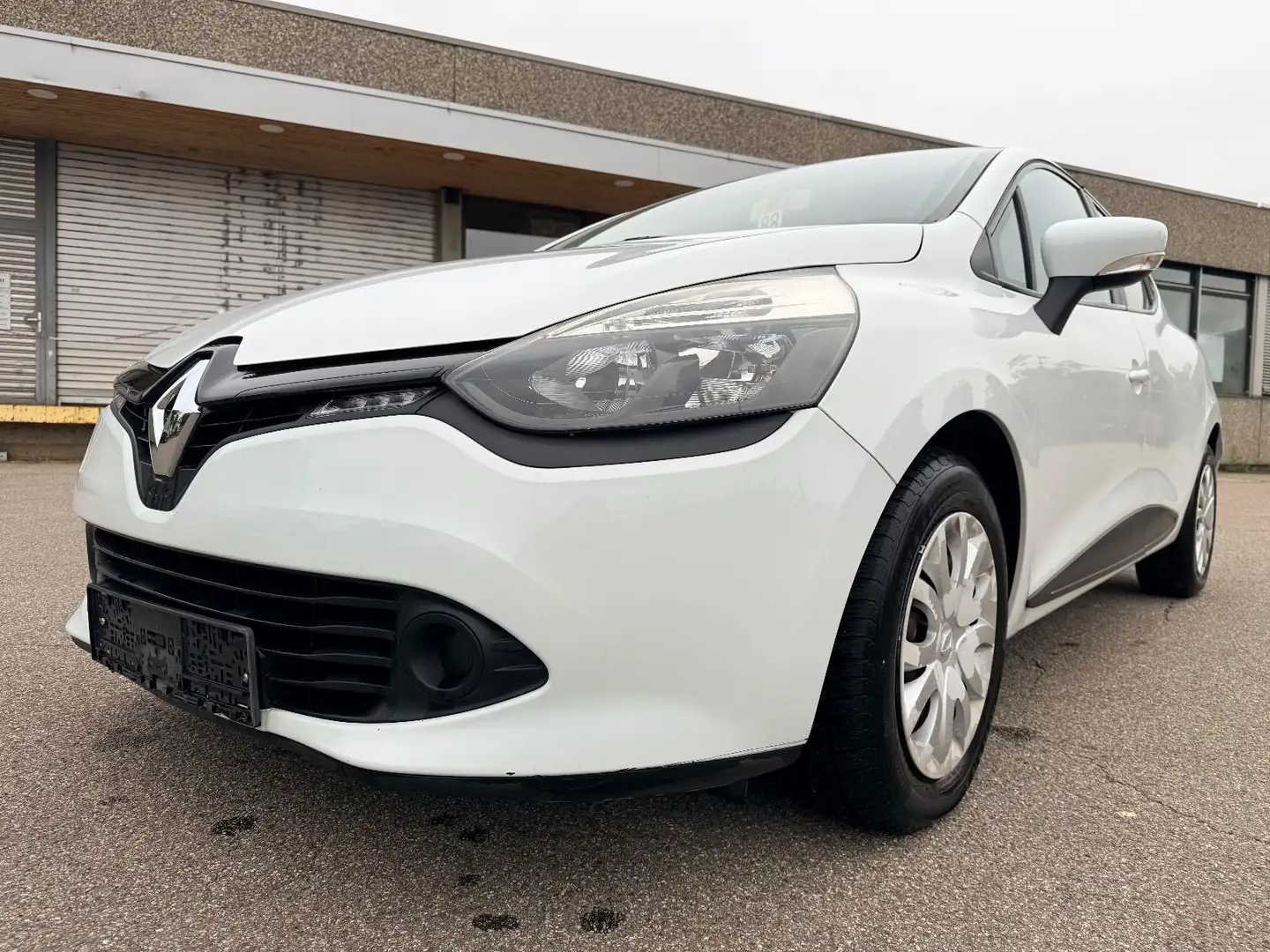 Renault Clio IV Expression Weiß - 1