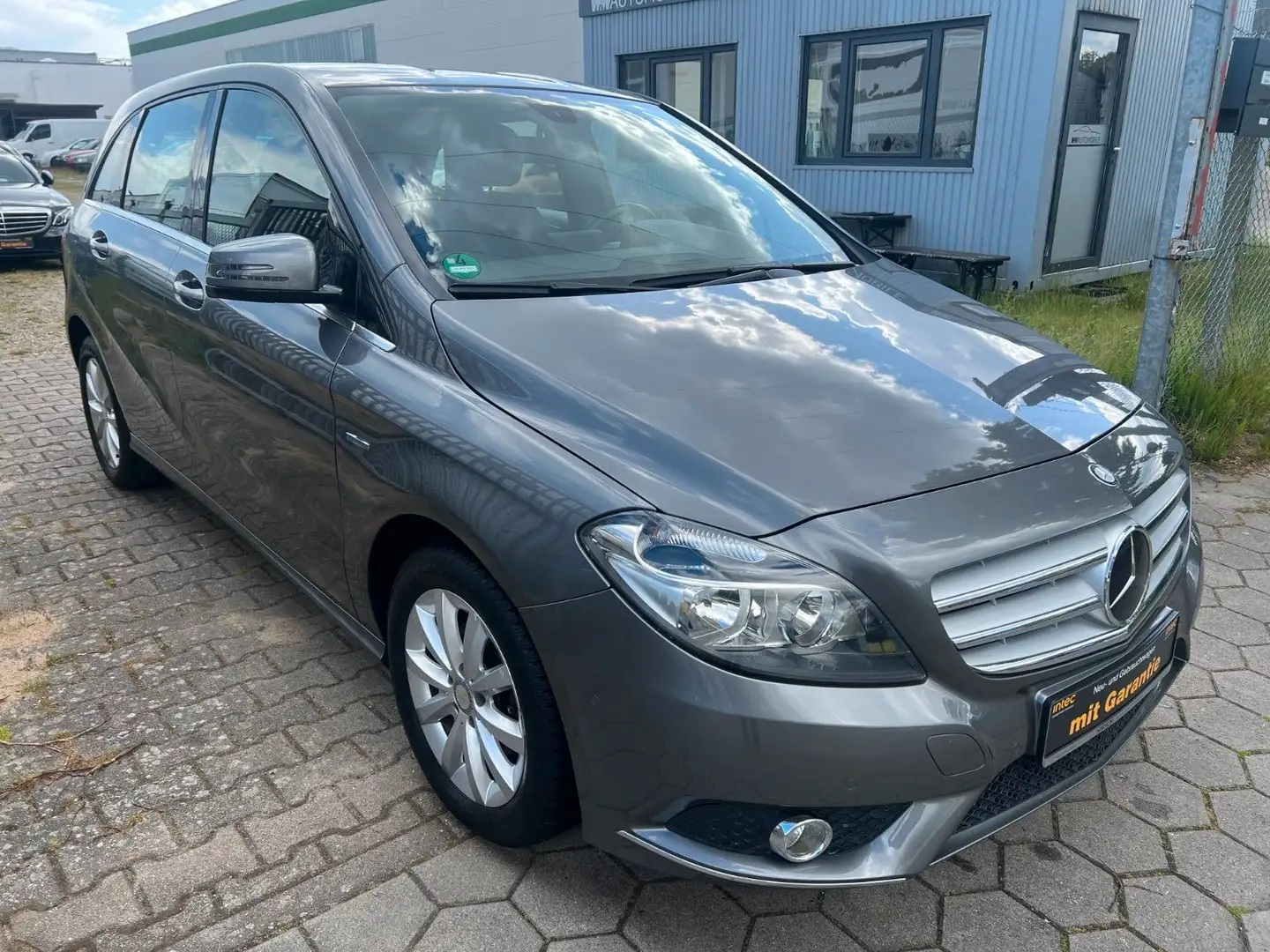 Mercedes-Benz B 180 B -Klasse B 180 CDI, PDC, Tüv Neu Grijs - 2