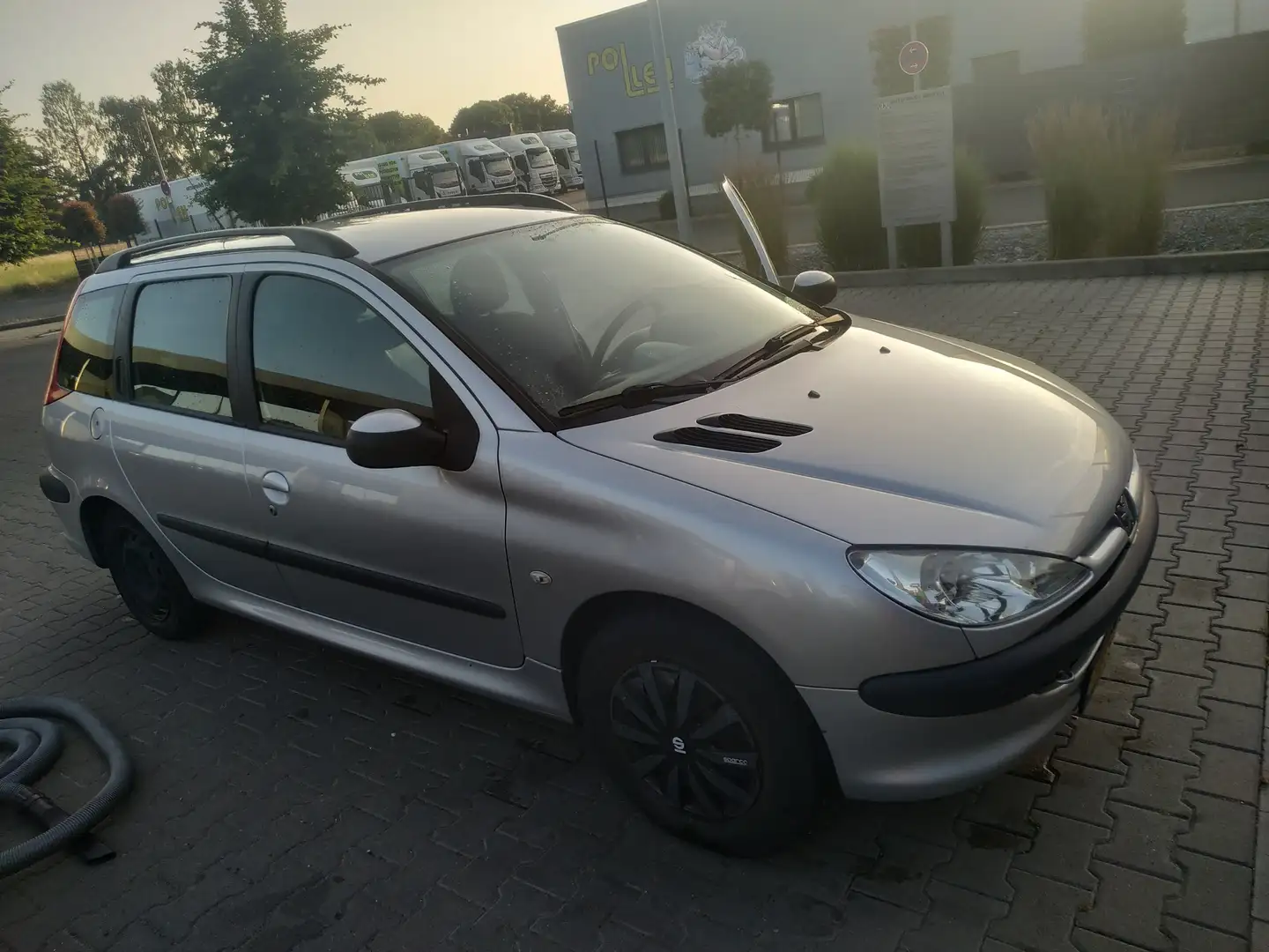 Peugeot 206 1.4 Gris - 2