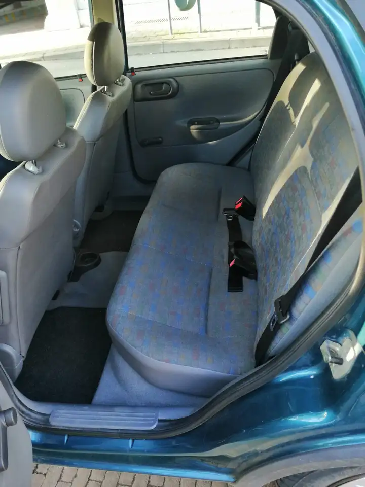 Opel Corsa 1.2i XE 16v Expression, foto 6