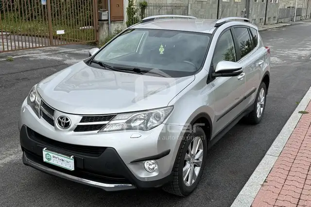 Toyota RAV 4 RAV4 2.2 D-CAT A/T 4WD Lounge