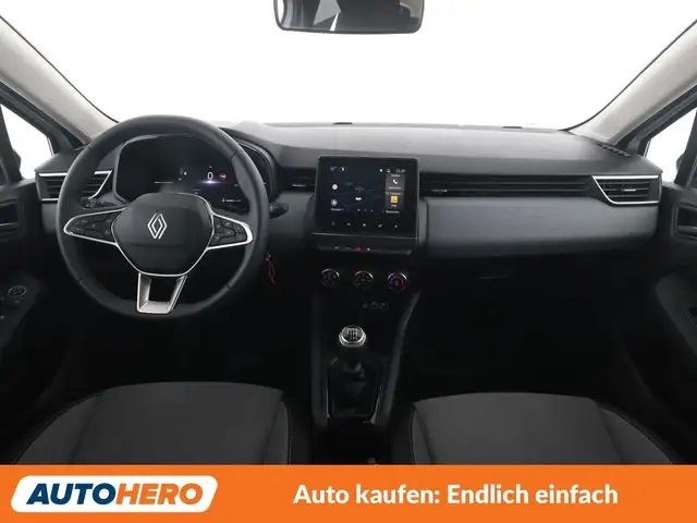 Renault Clio view 12
