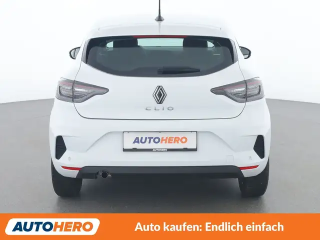 Renault Clio view 5