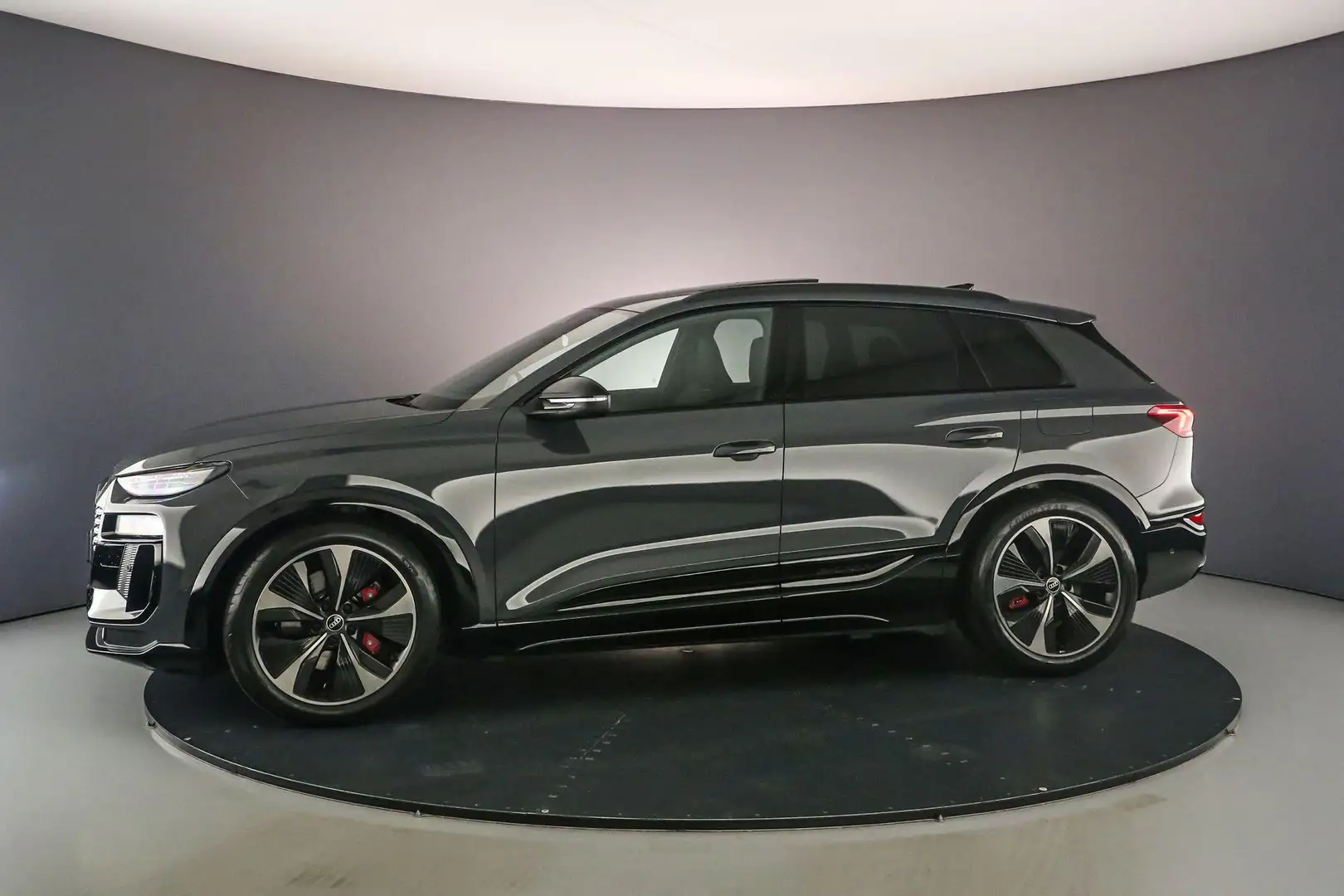 Audi SQ6 e-tron Edition One 490PK | Pano | B&O | Top-View | Gris - 2