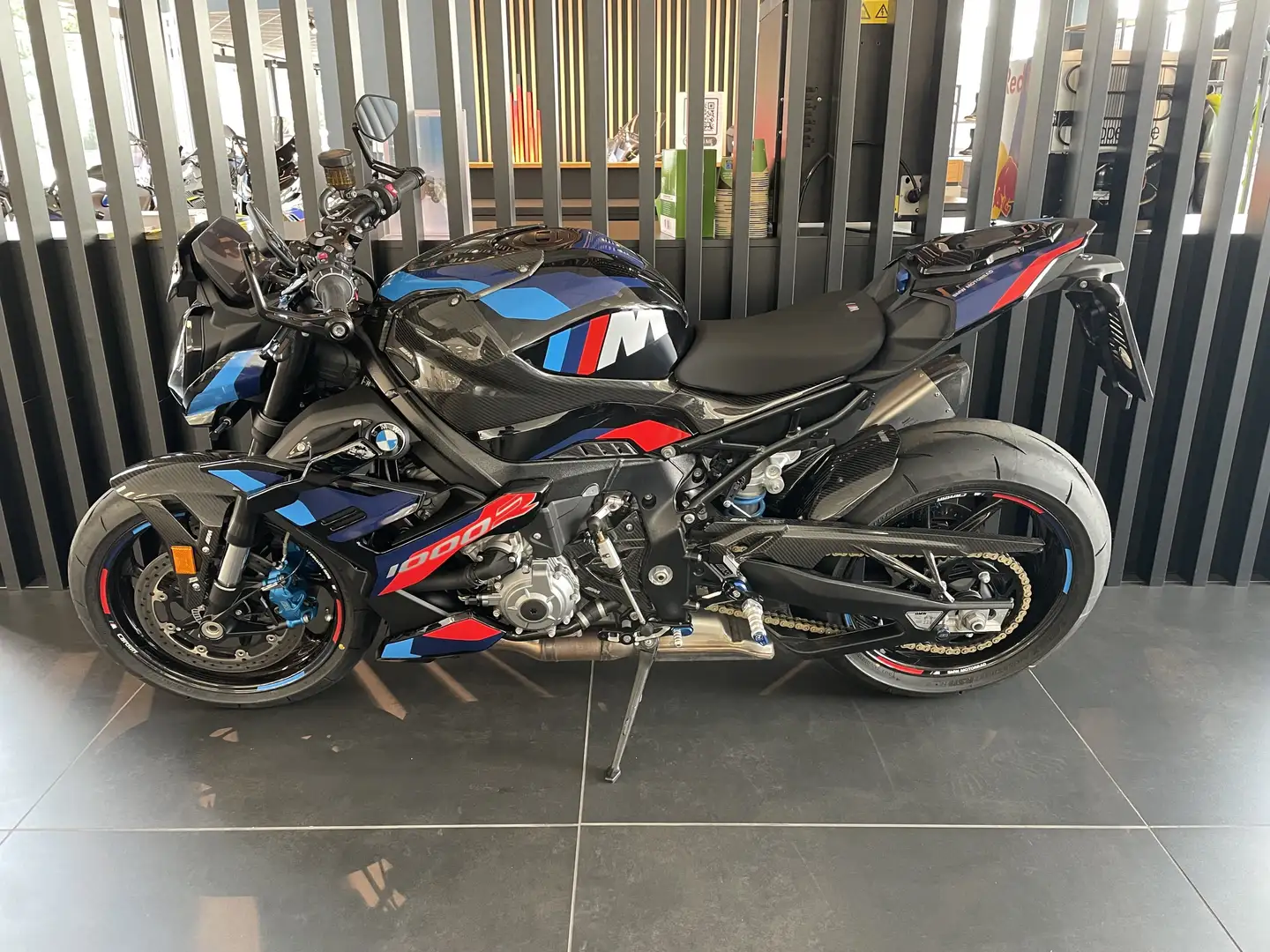 BMW M 1000 R Competition Чёрный - 2