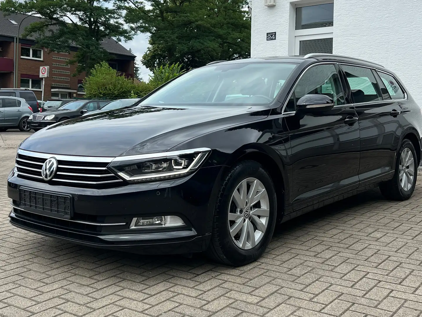Volkswagen Passat Variant Neuen Zahnriemen,Scheckheft,Automatik Zwart - 2