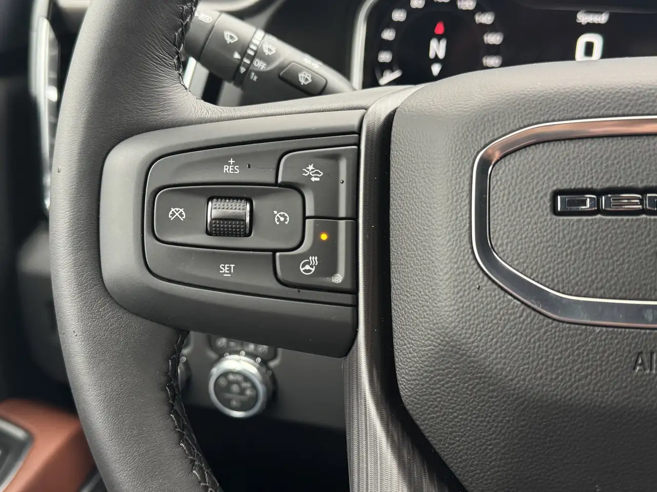 GMC Sierra 2500HD снимка GMC Sierra 2500HD