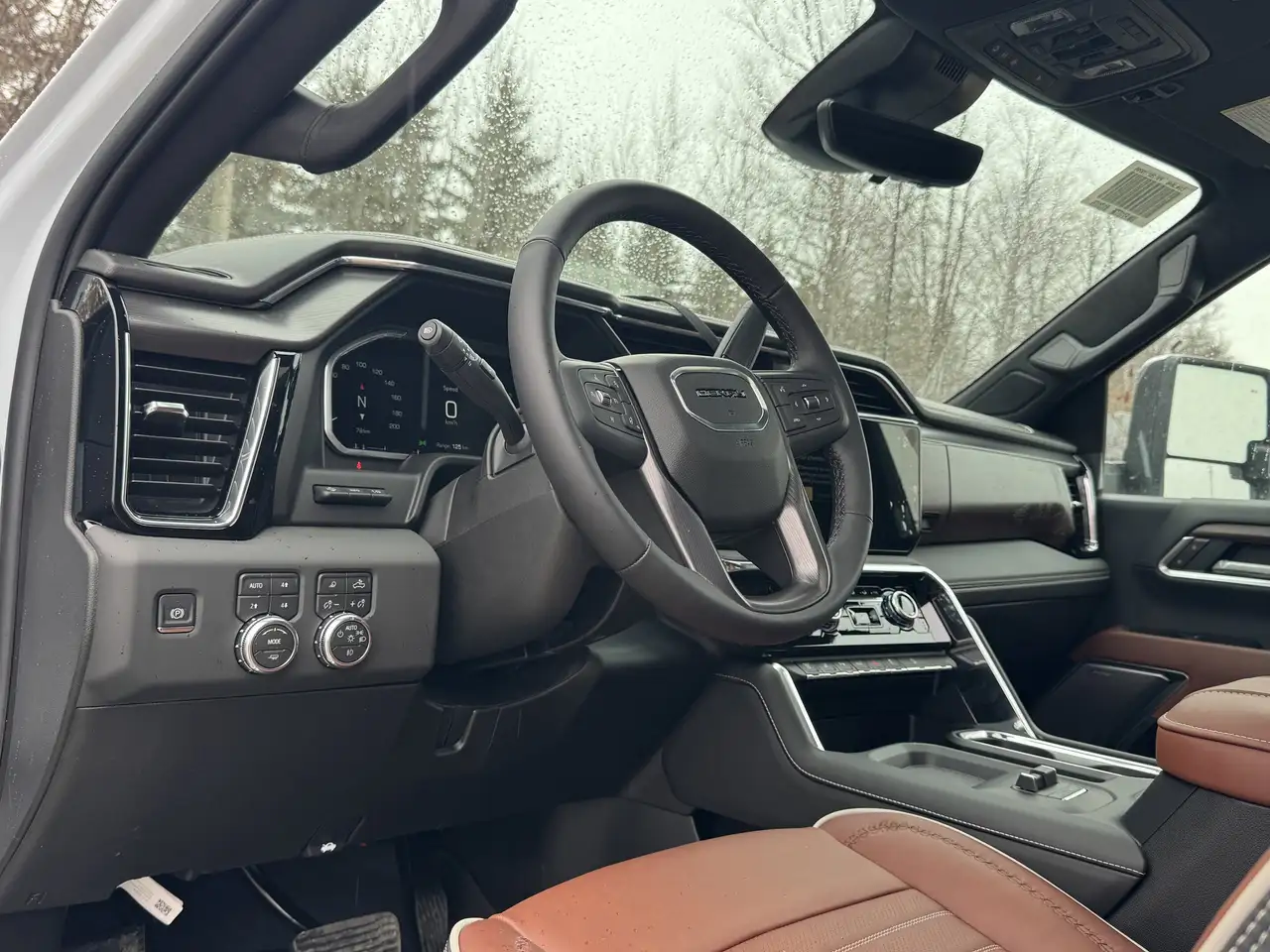 GMC Sierra 2500HD снимка GMC Sierra 2500HD