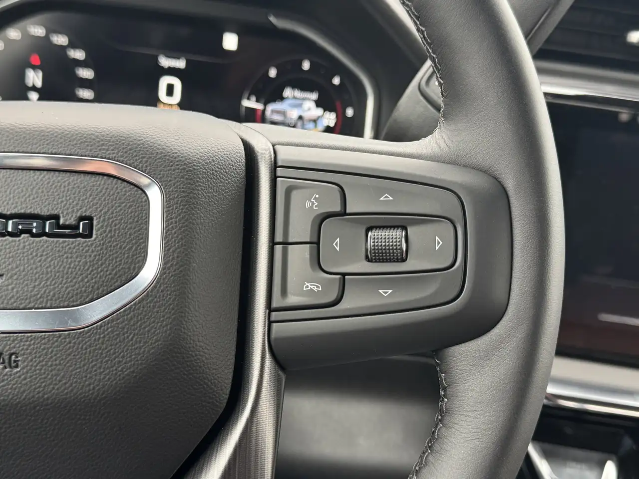 GMC Sierra 2500HD снимка GMC Sierra 2500HD