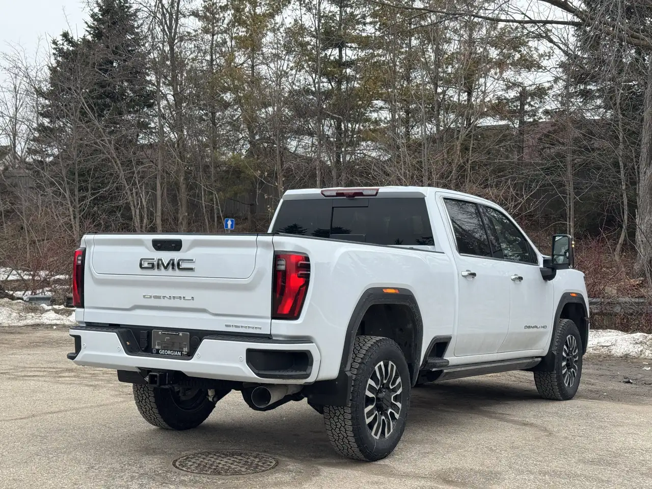 GMC Sierra 2500HD снимка GMC Sierra 2500HD