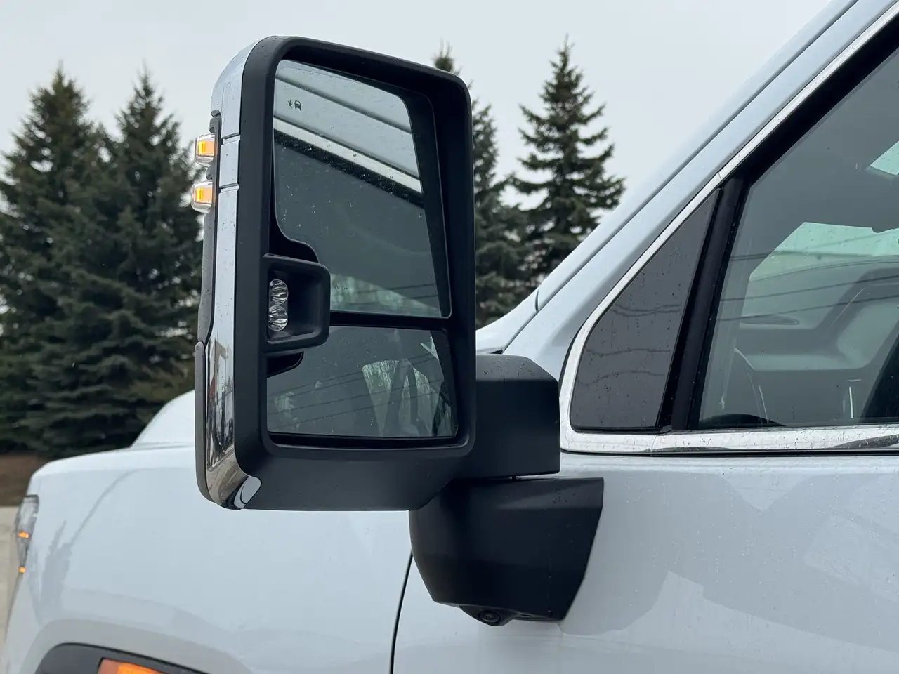 GMC Sierra 2500HD снимка GMC Sierra 2500HD