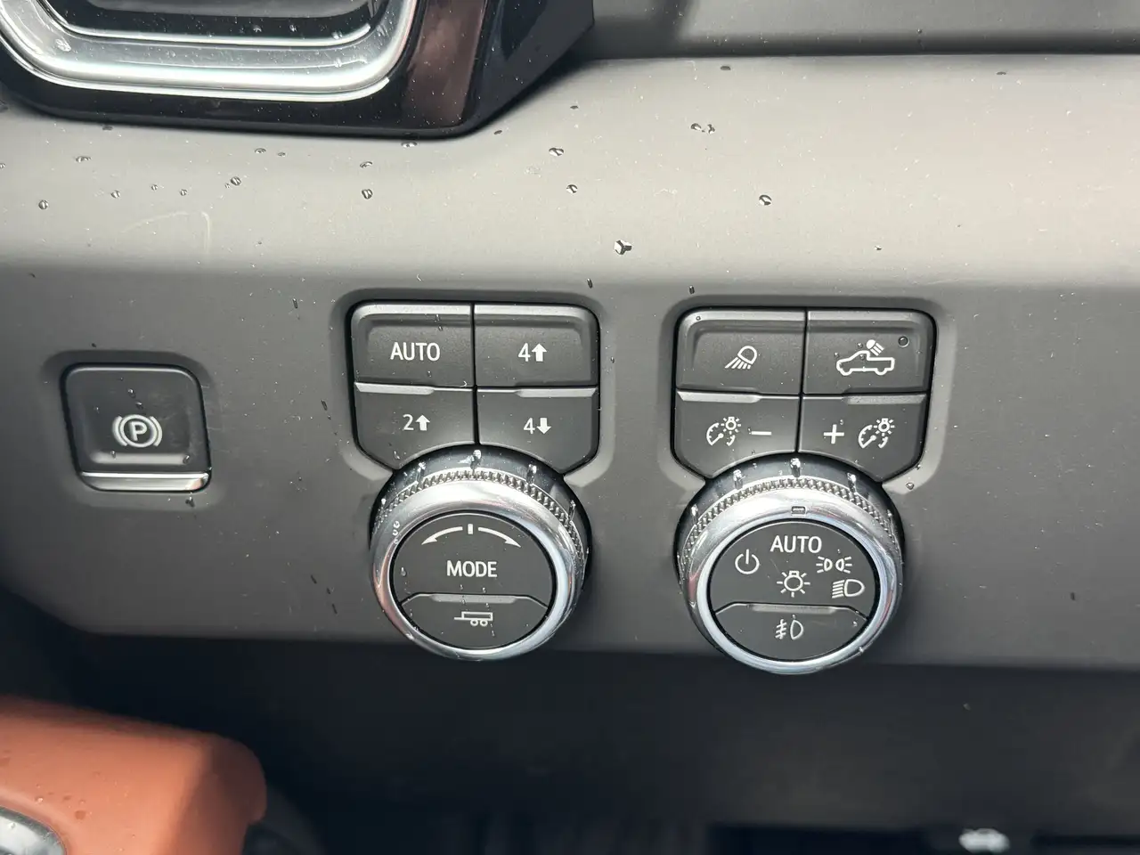 GMC Sierra 2500HD снимка GMC Sierra 2500HD