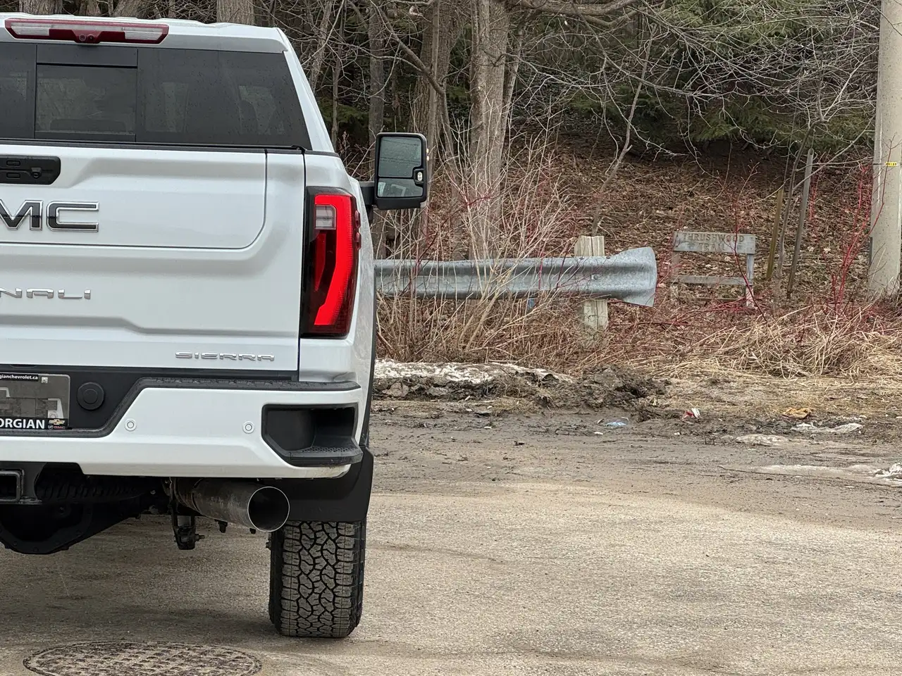 GMC Sierra 2500HD снимка GMC Sierra 2500HD